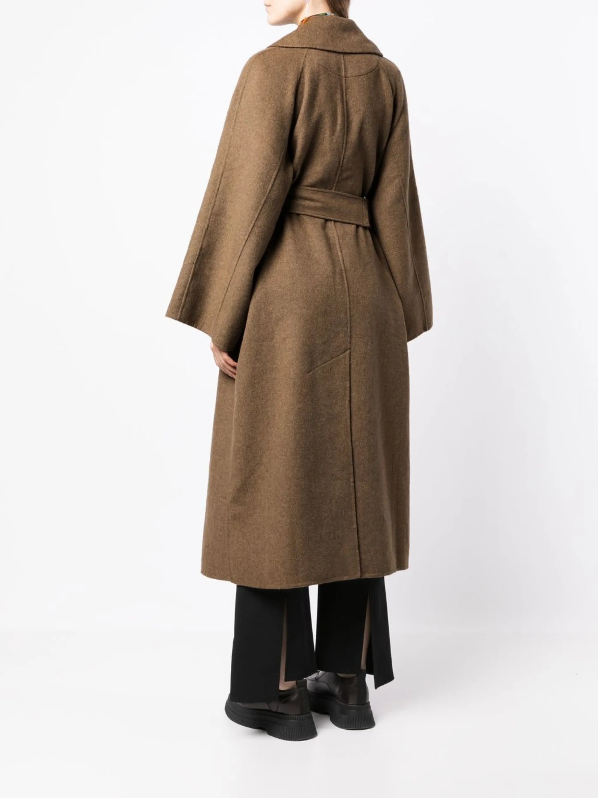 oversized button-fastening coat