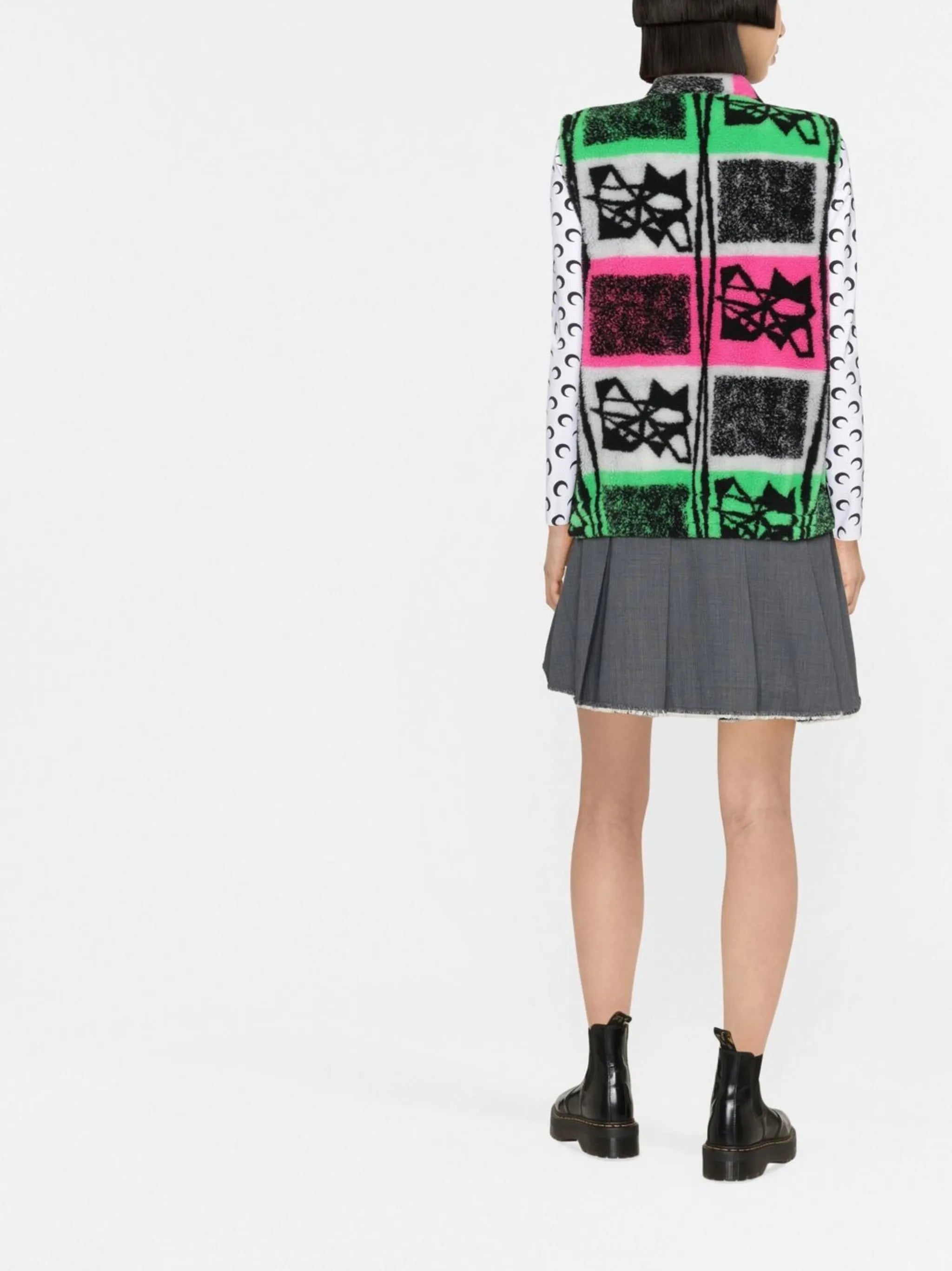 graphic-print fleece gilet
