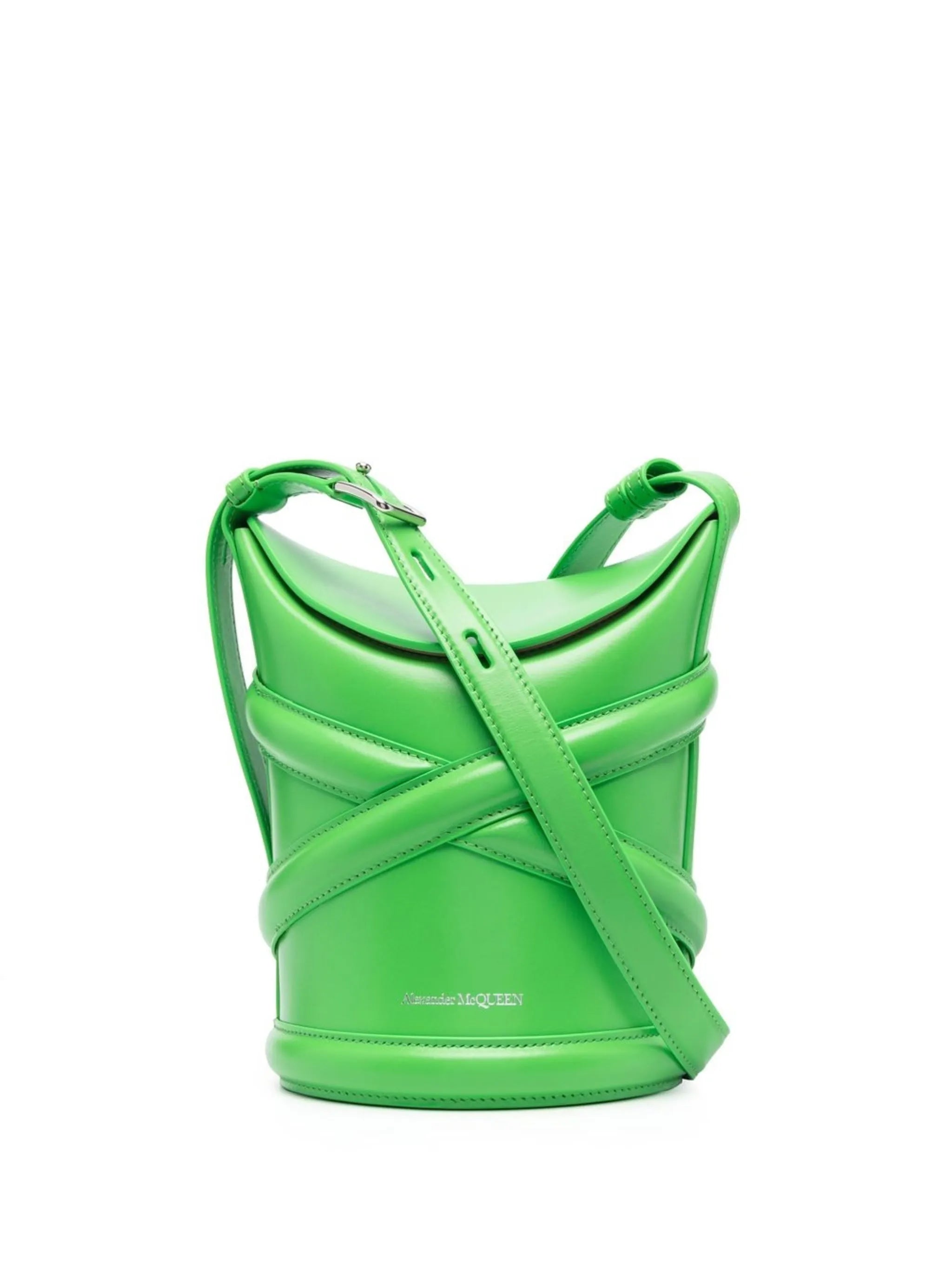 The Curve bucket bag