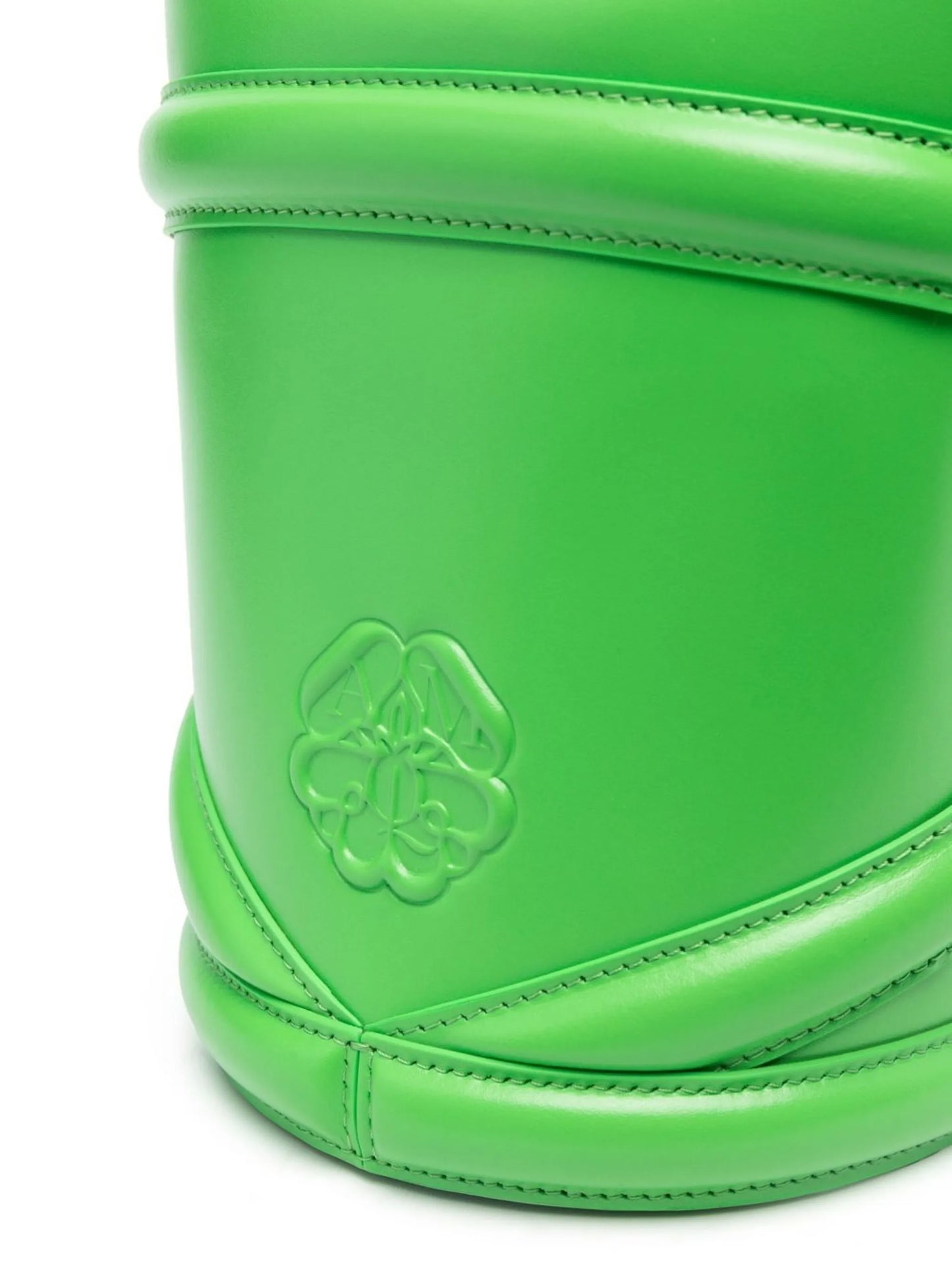 The Curve bucket bag