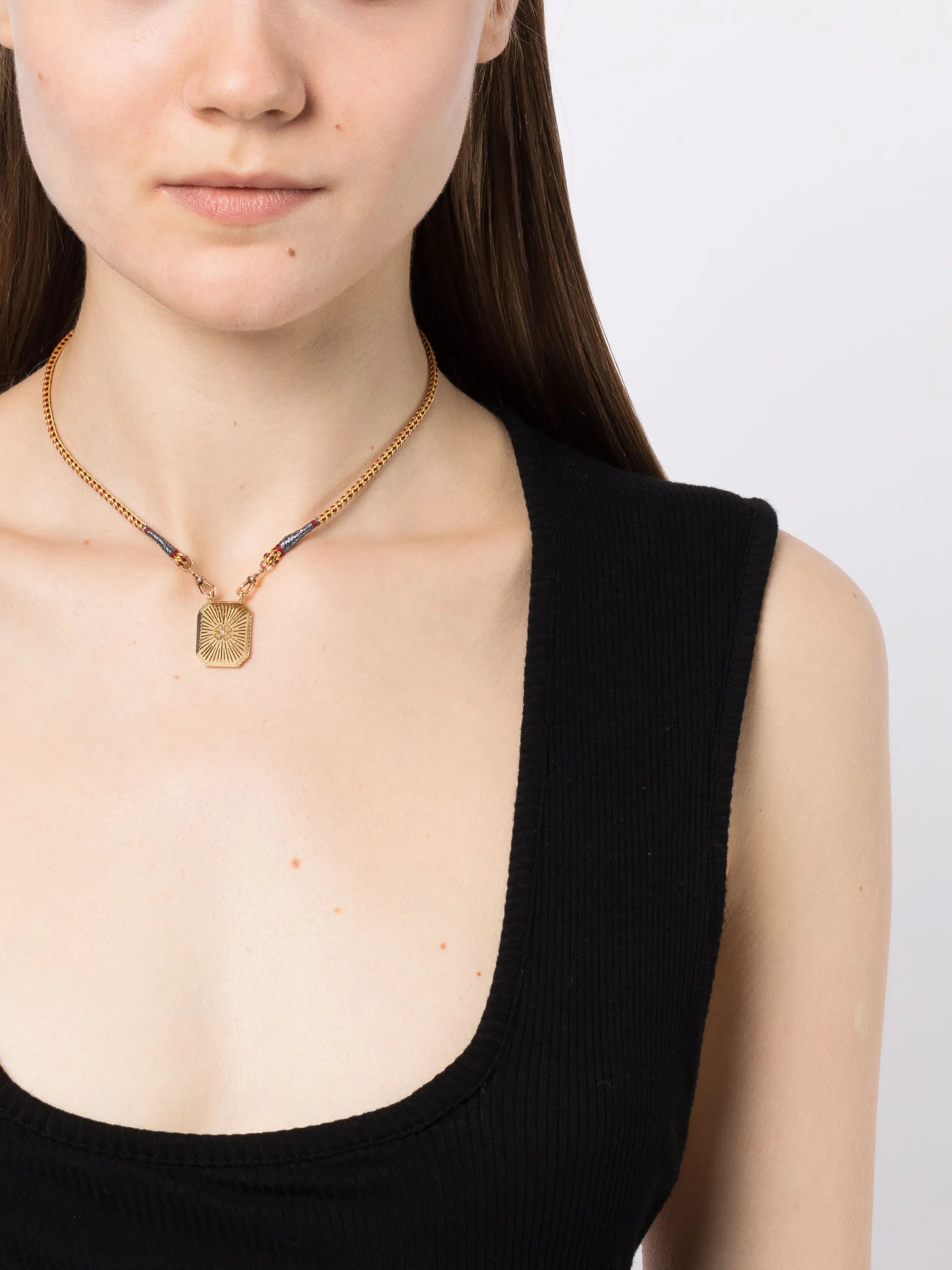 18kt yellow gold diamond mini scapular necklace