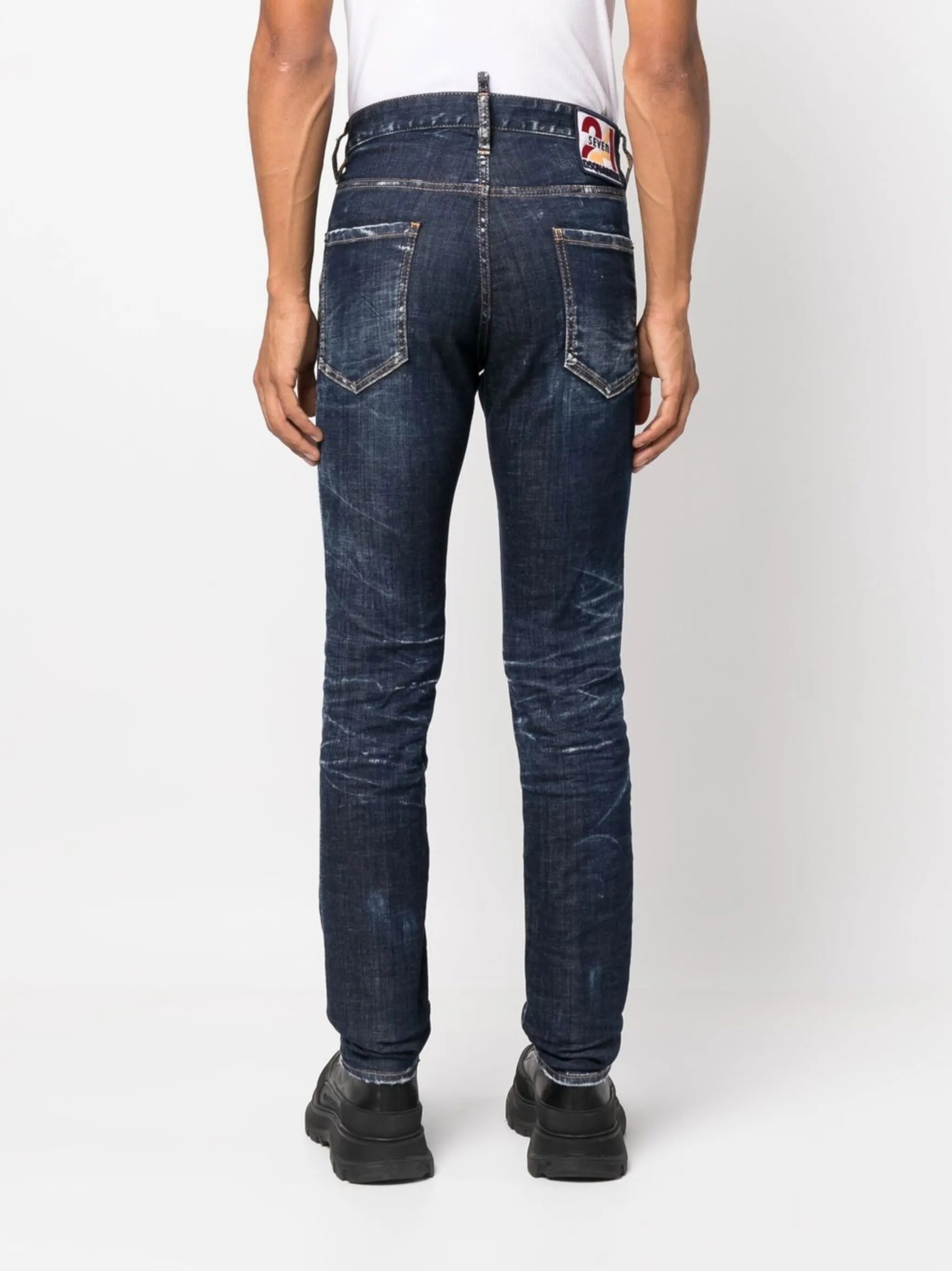logo-patch slim-cut jeans