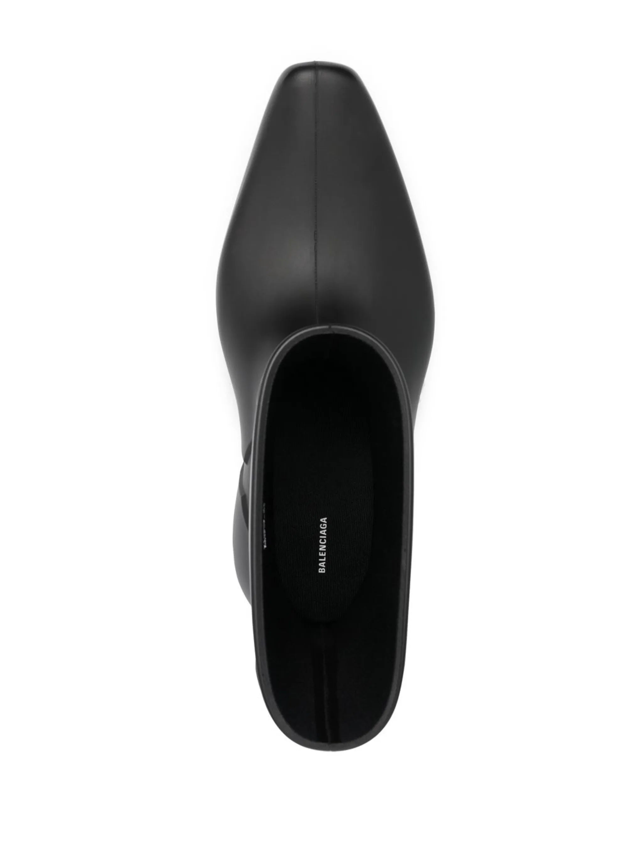 Excavator curved-toe boots