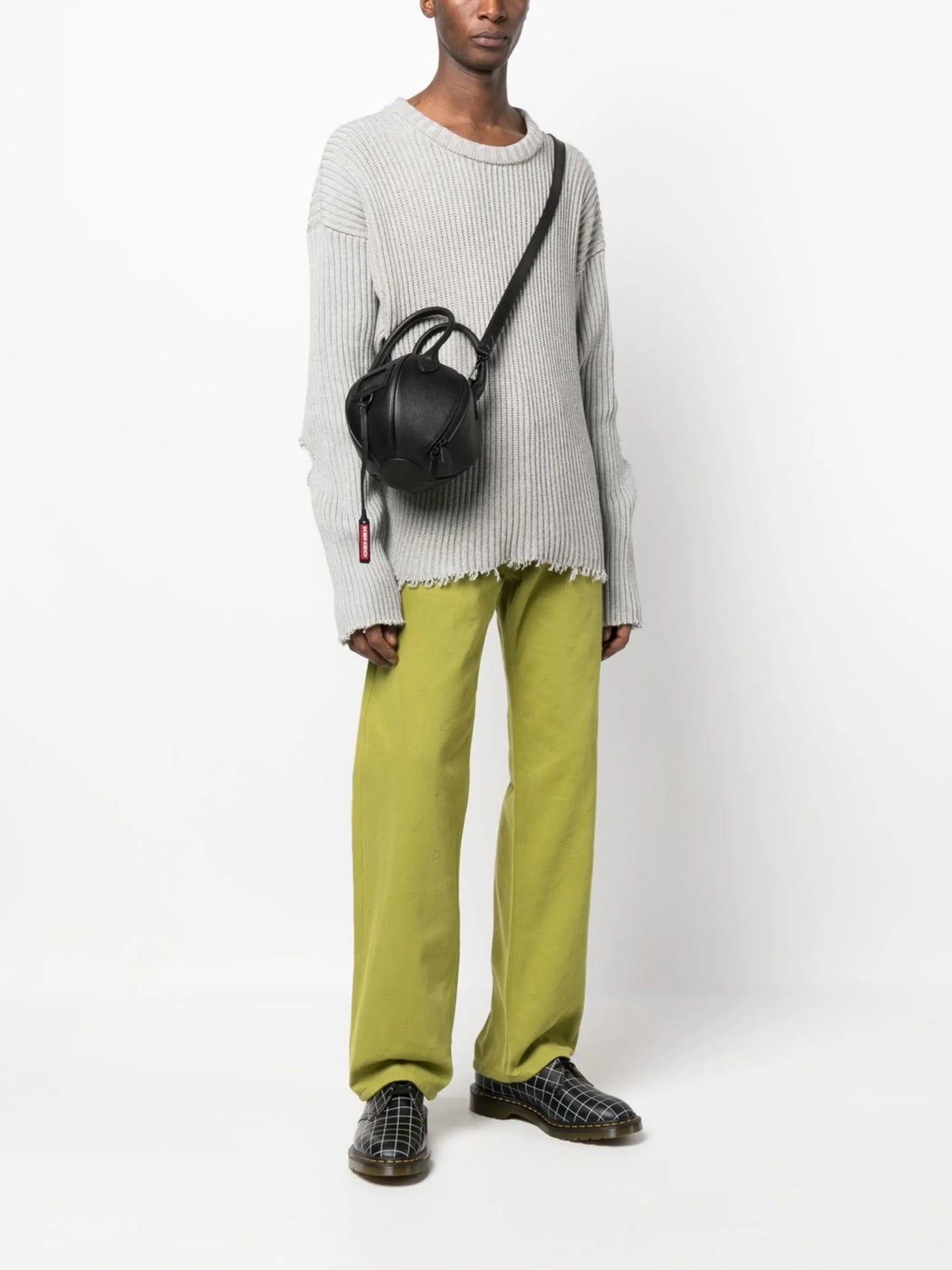 ball-shaped logo tote bag