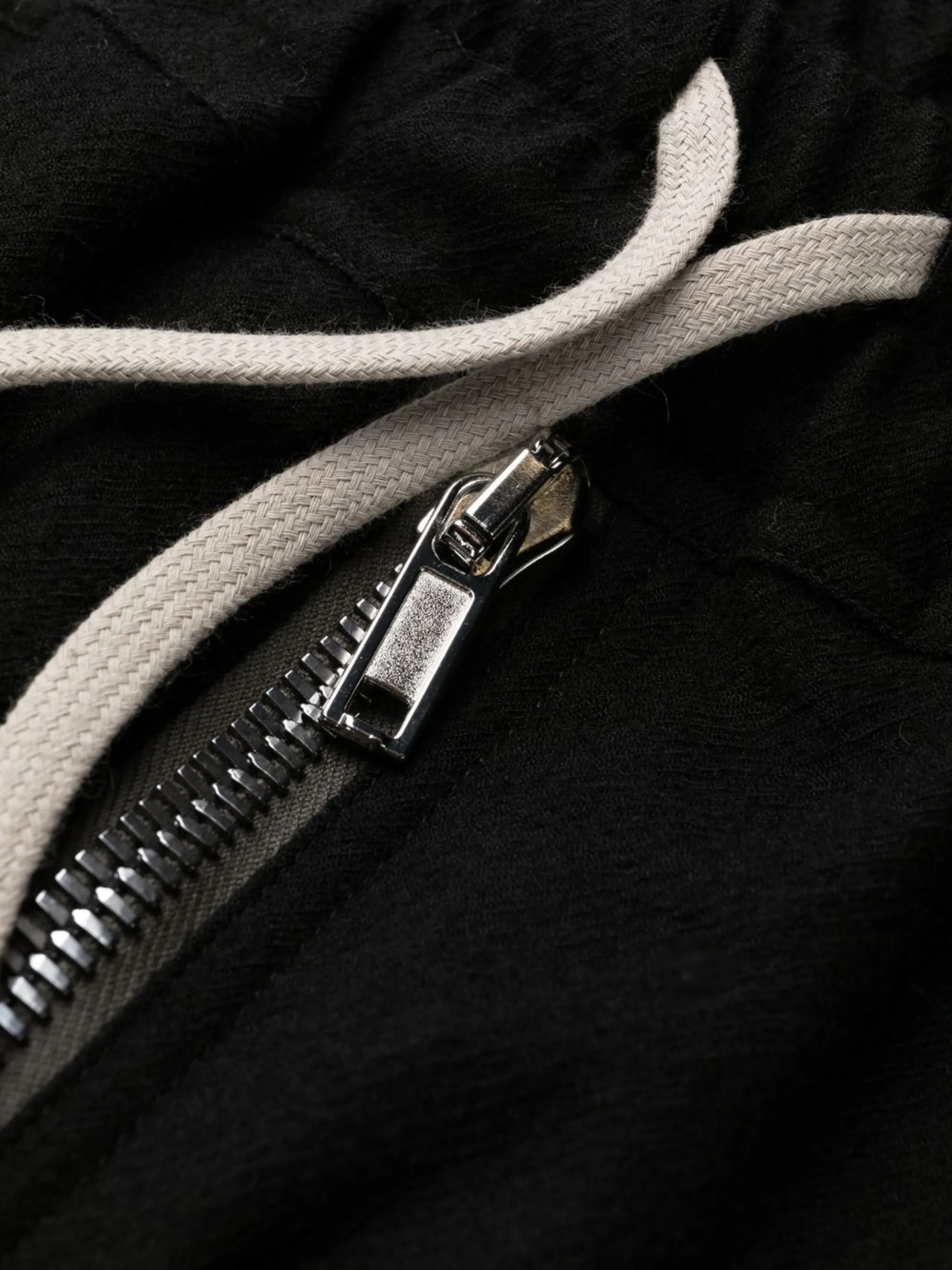drawstring-waist virgin wool tapered trousers