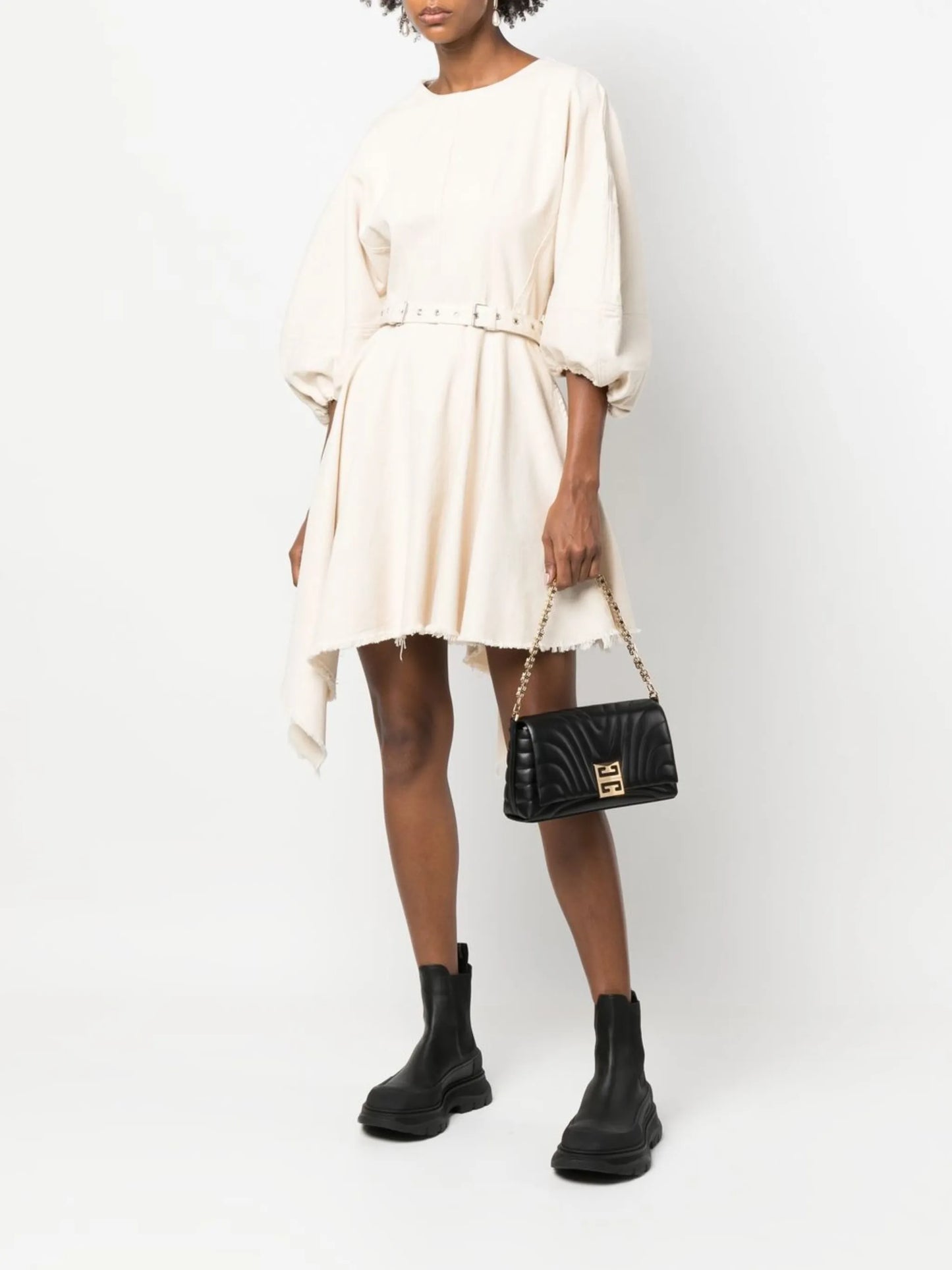 quilted logo-plaque shoulder bag