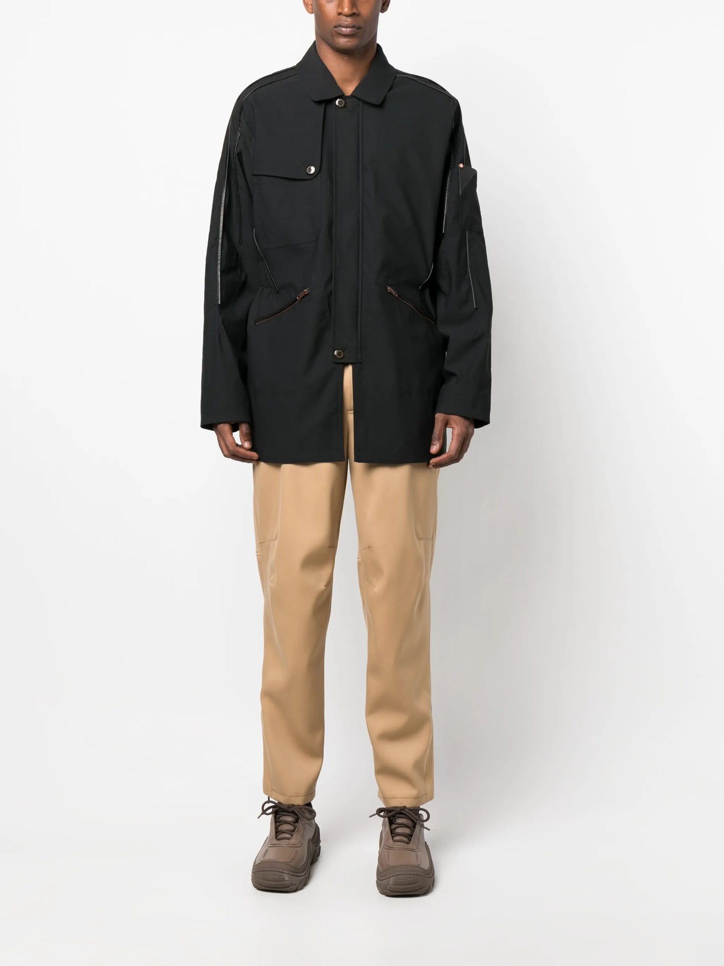 Uniform spread-collar jacket