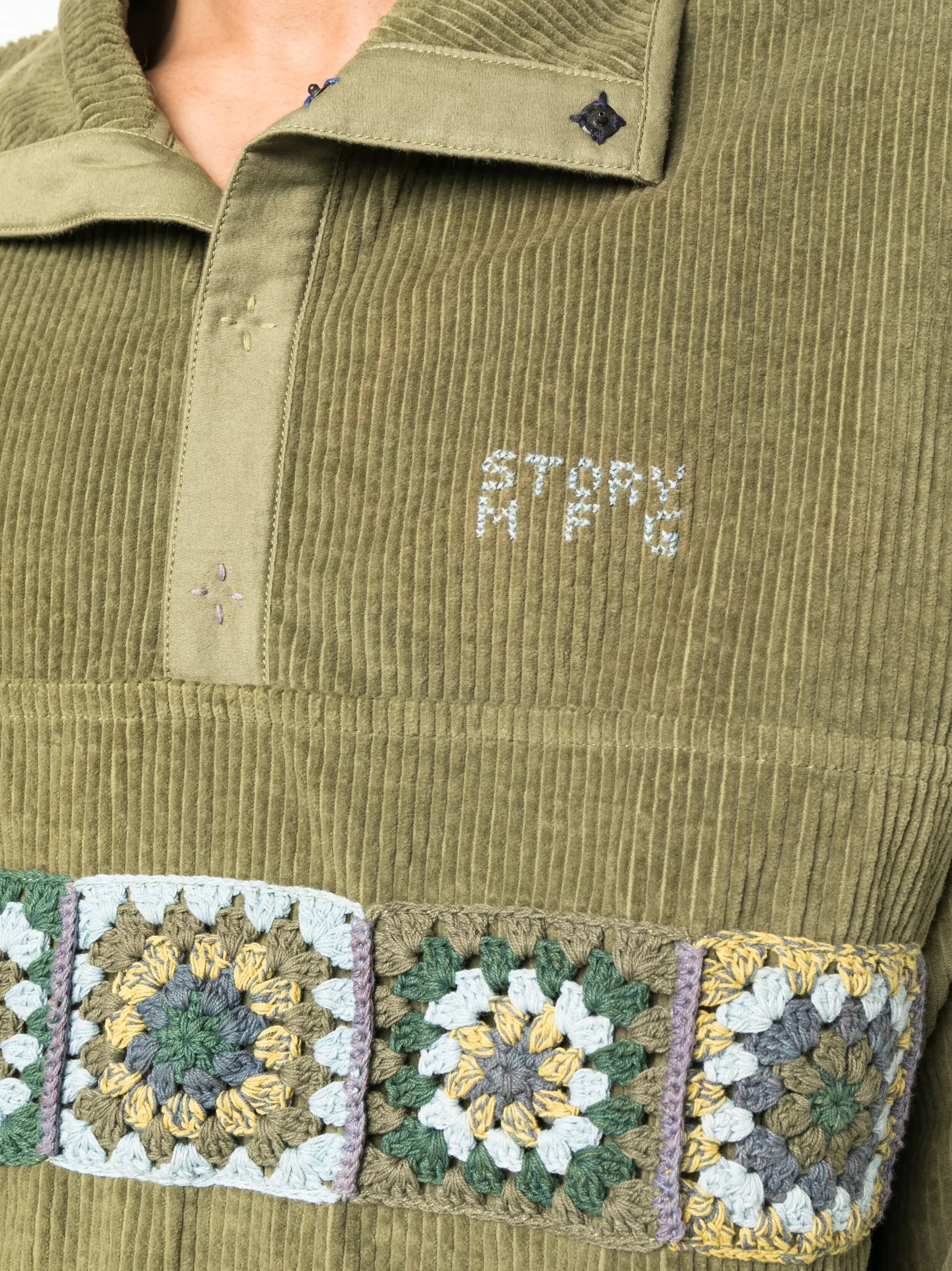 Polite corduroy pullover