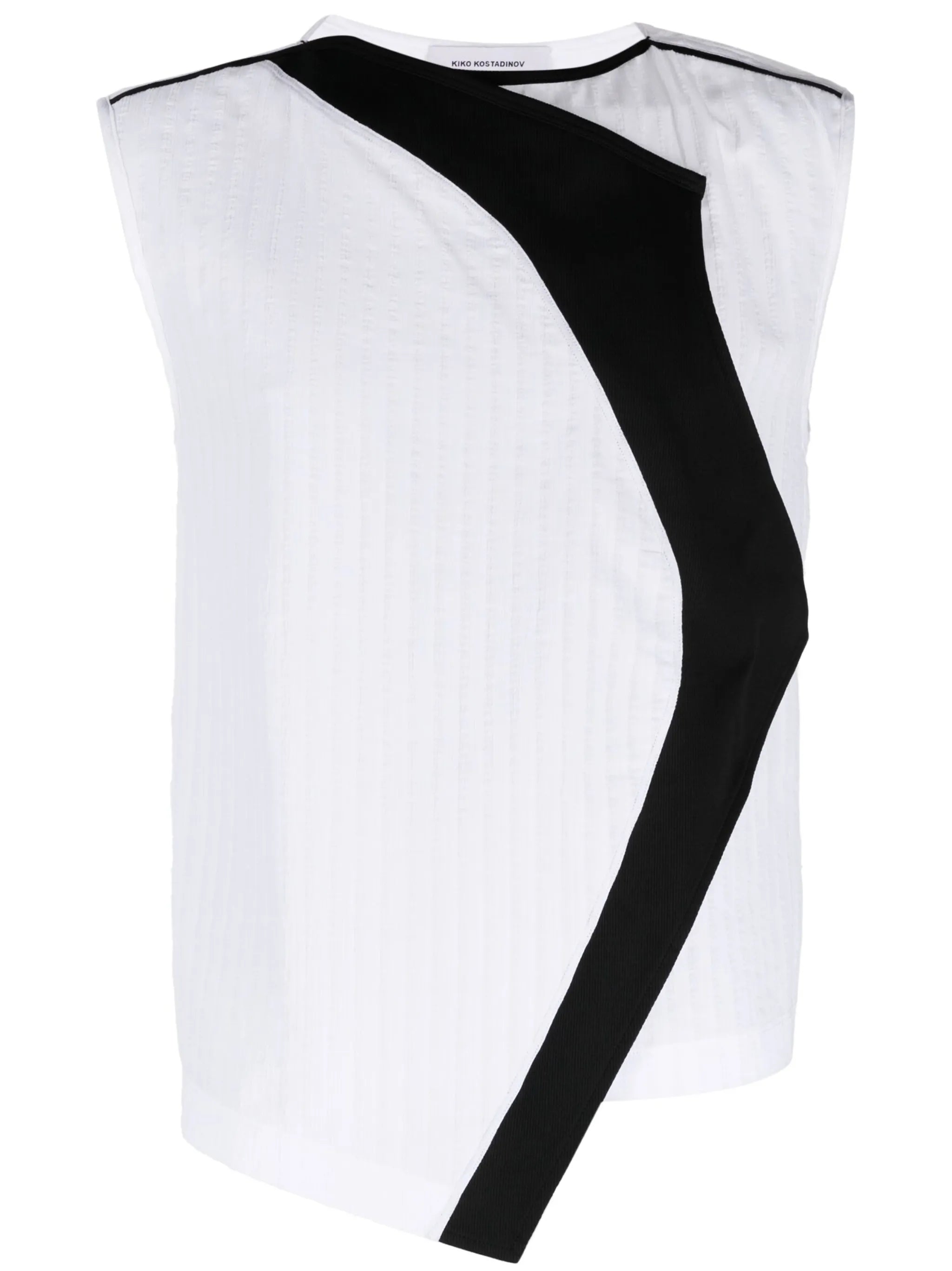 short-sleeved cotton T-shirt