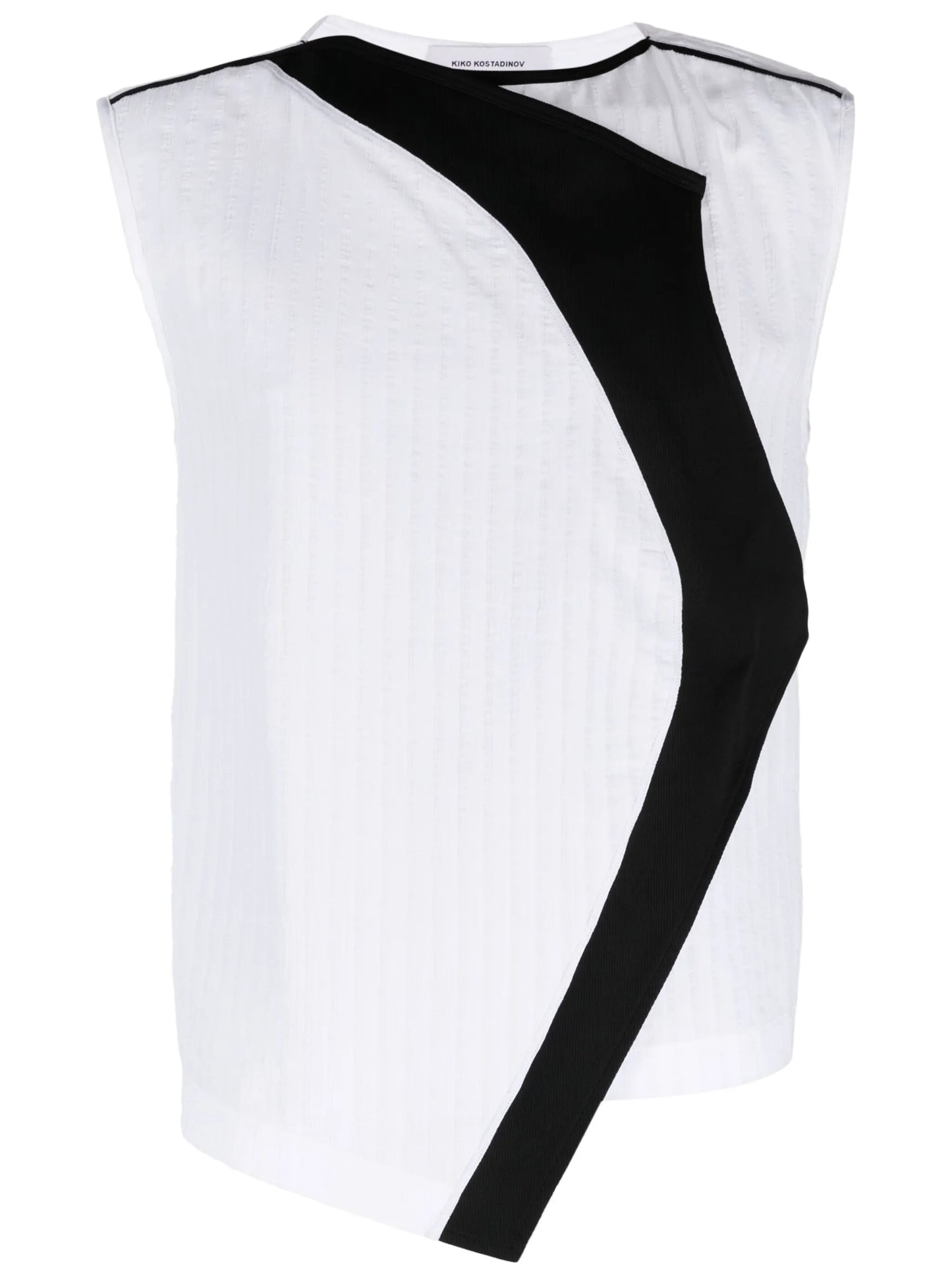 short-sleeved cotton T-shirt