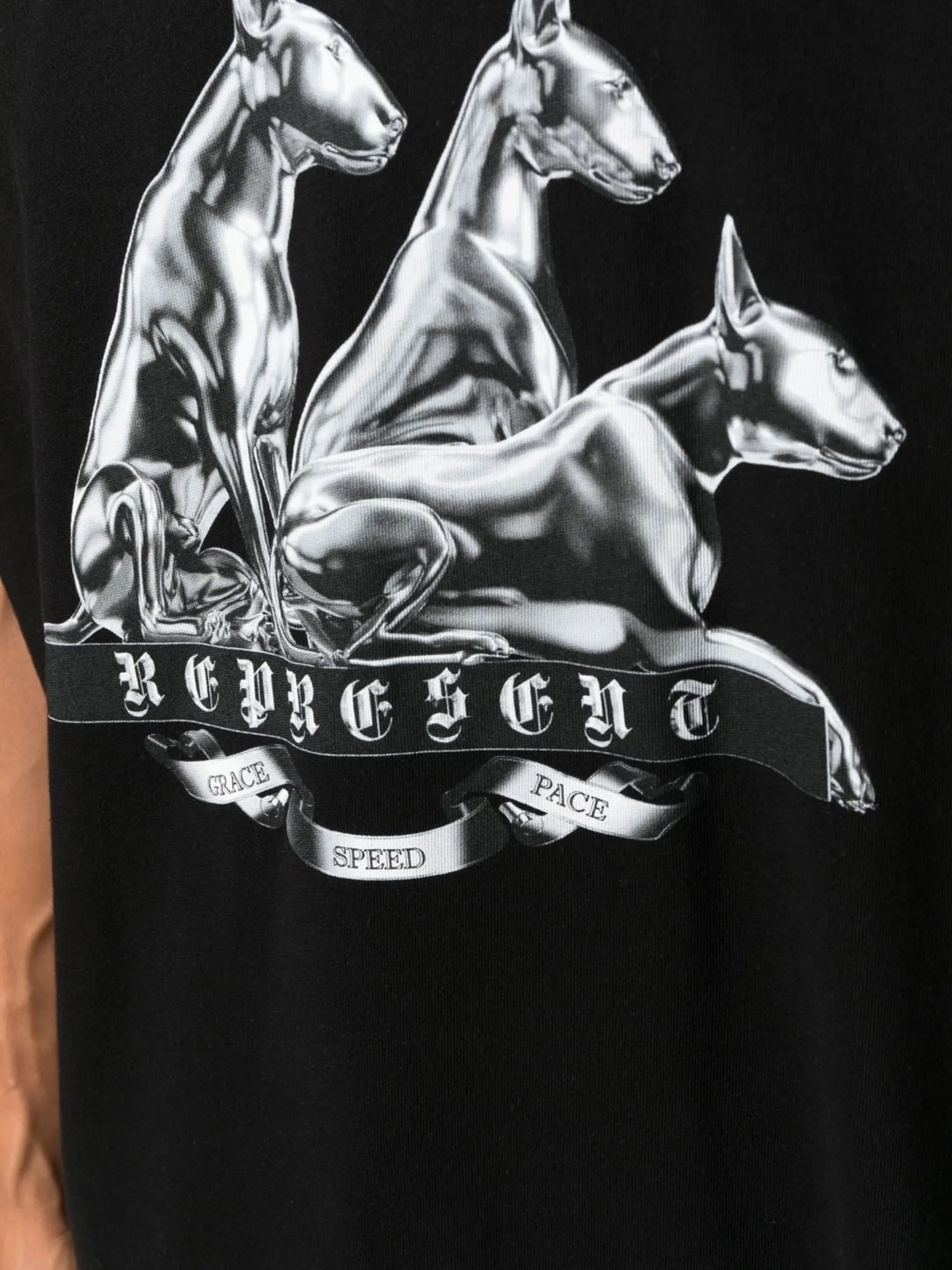 logo-print graphic T-shirt