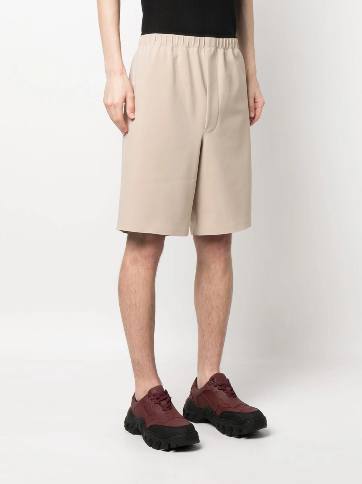 elasticated-waistband shorts