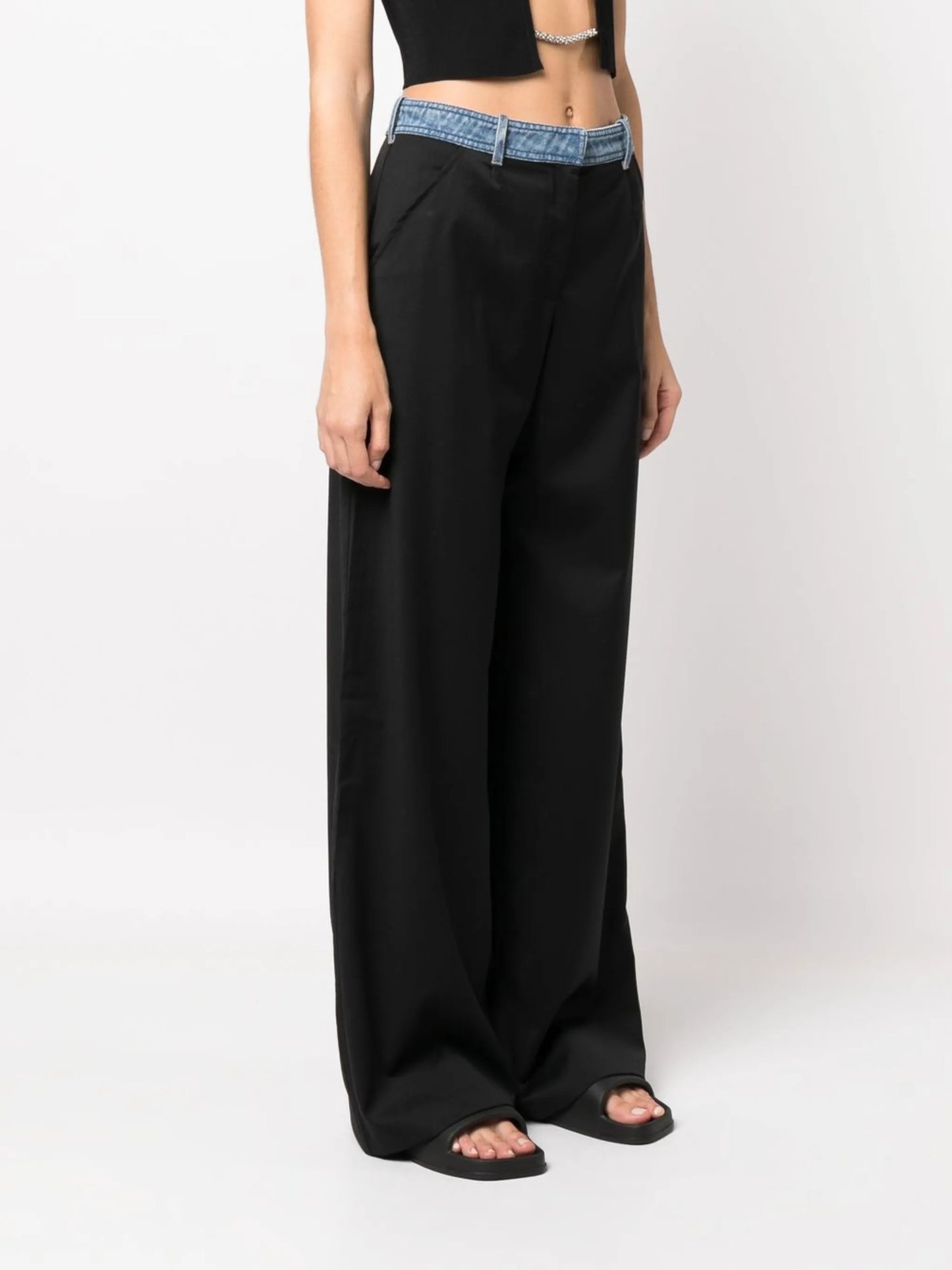 contrast-waistband wide-leg trousers