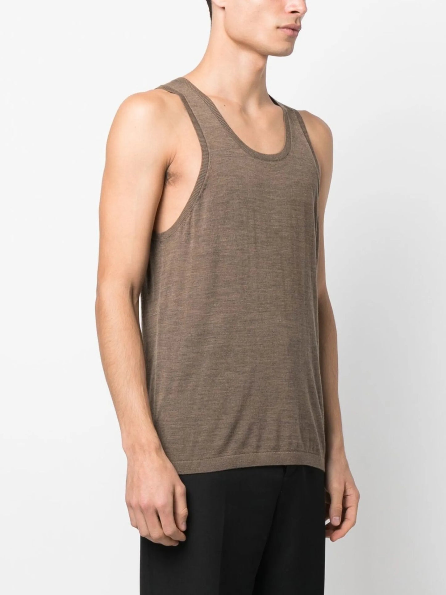 scoop-neck tank top