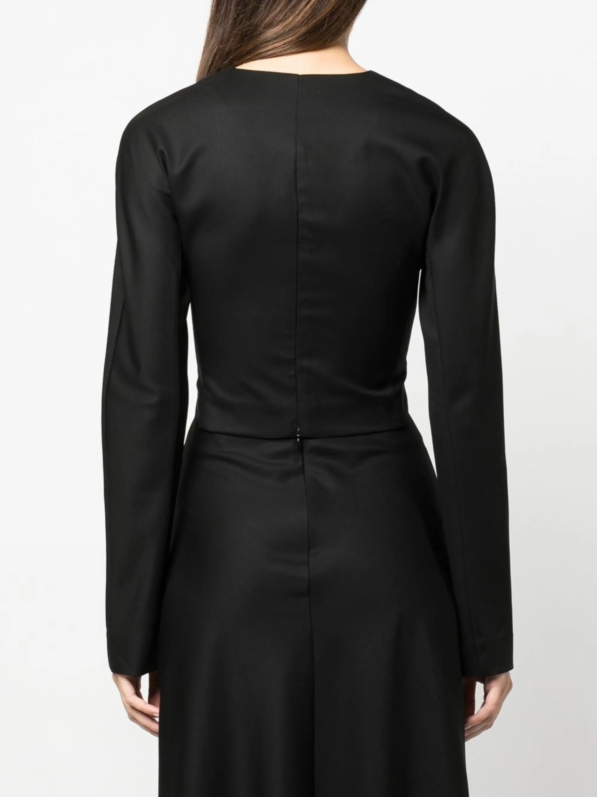 long-sleeved cropped top