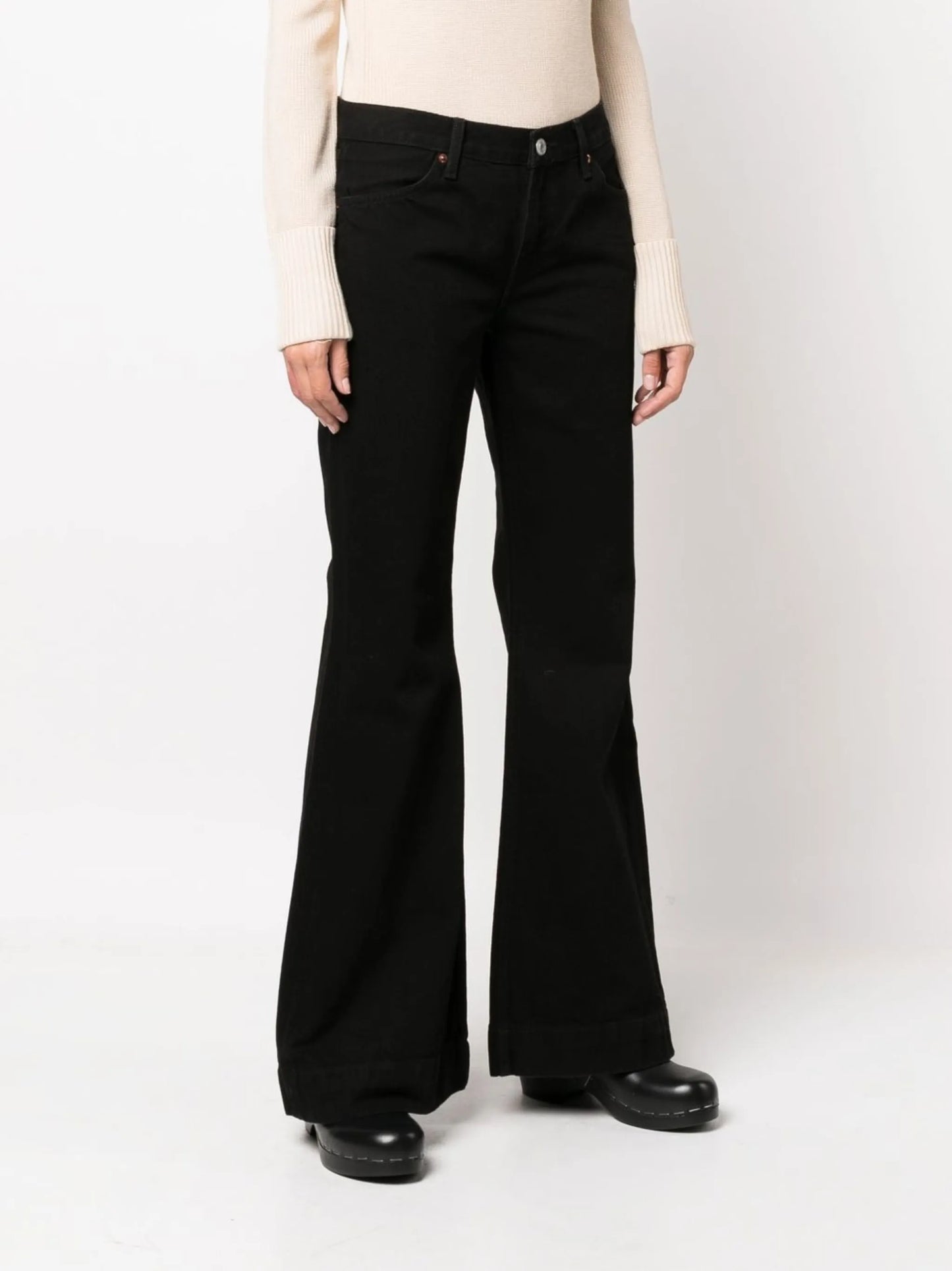 '70s mid-rise flared jeans