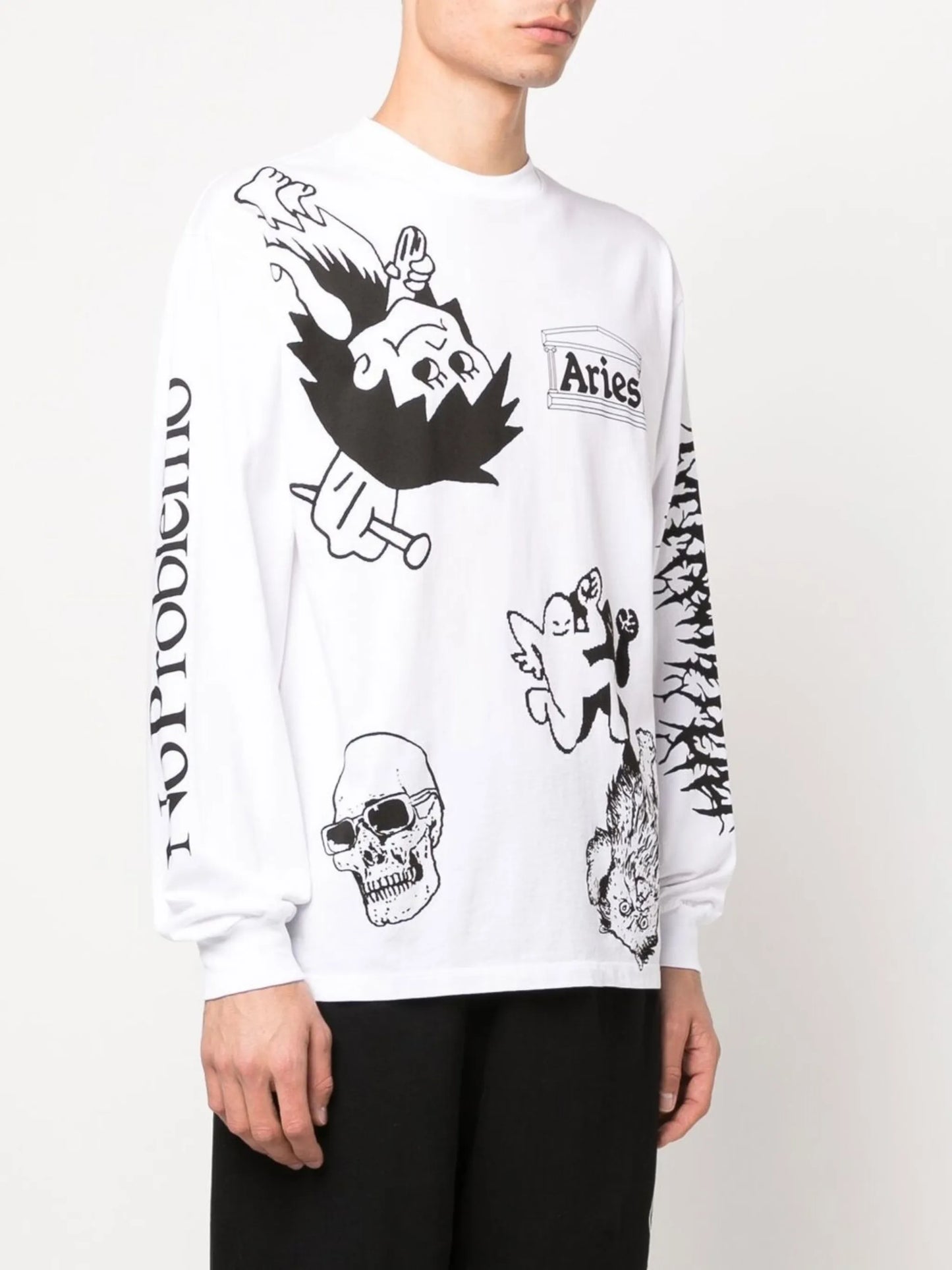 graphic-print long-sleeved T-shirt