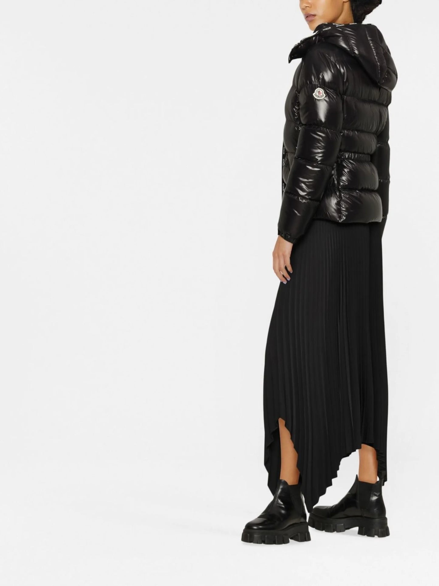 logo-edge hooded puffer jacket