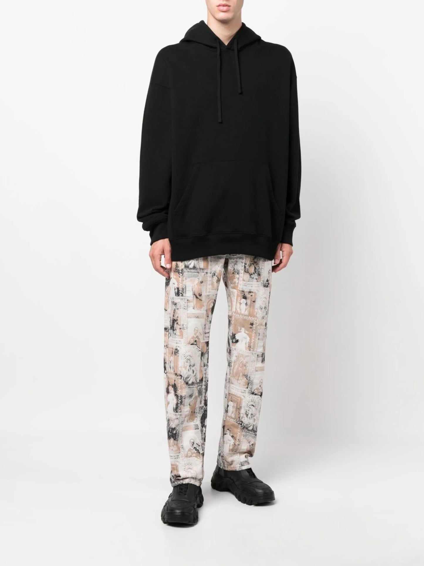 graphic-print jeans