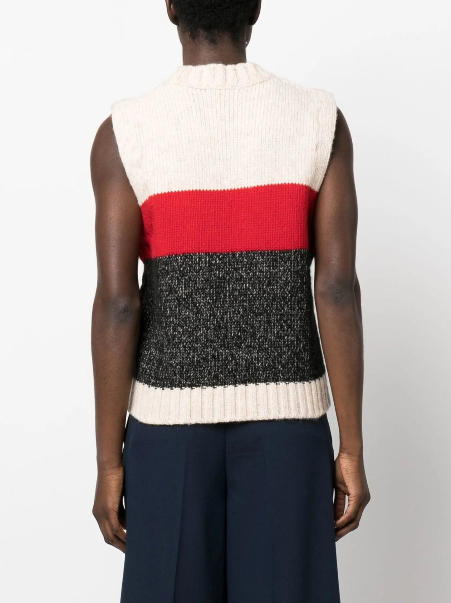 sleeveless cable-knit vest