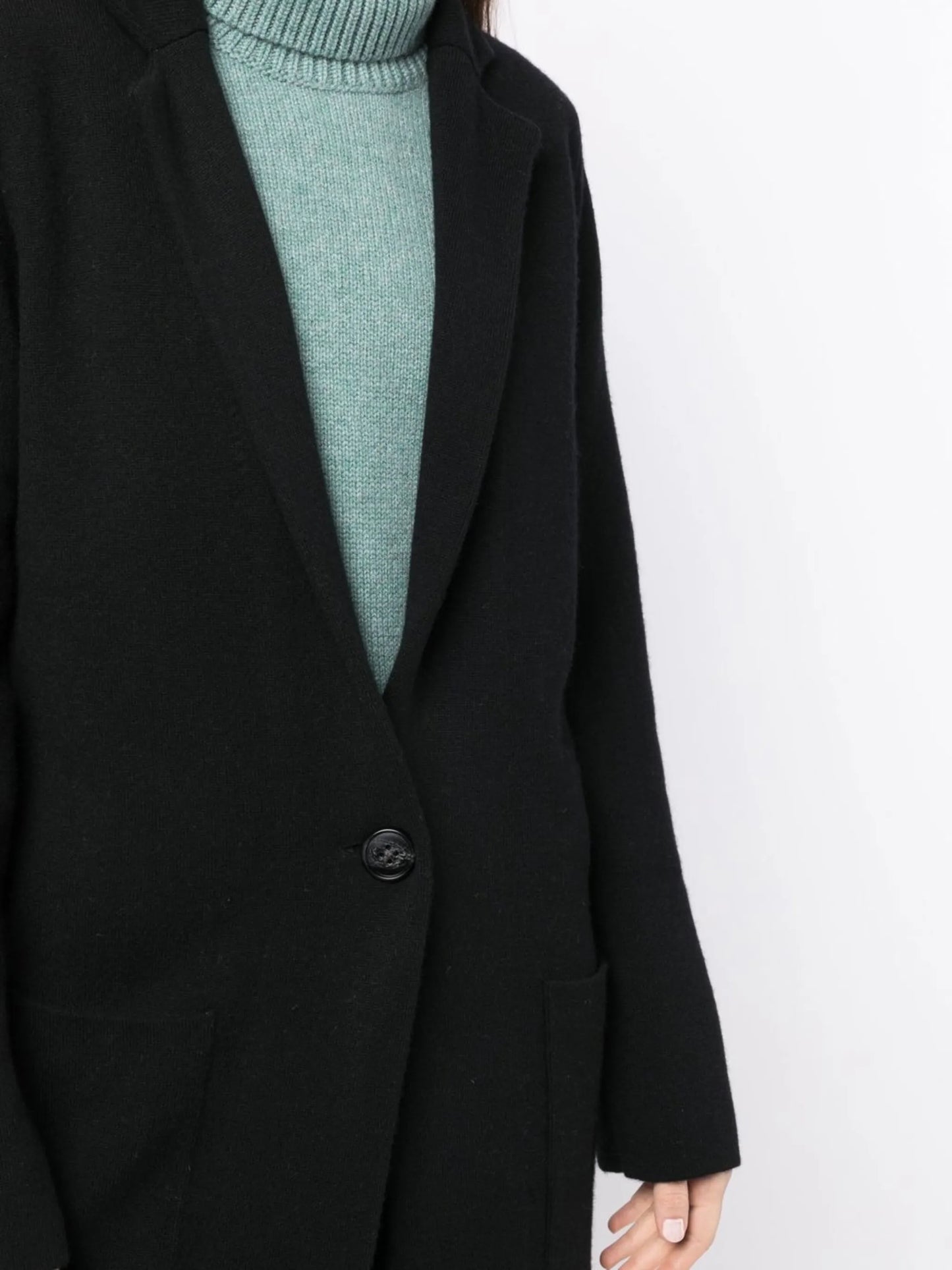 single-breasted fitted coat