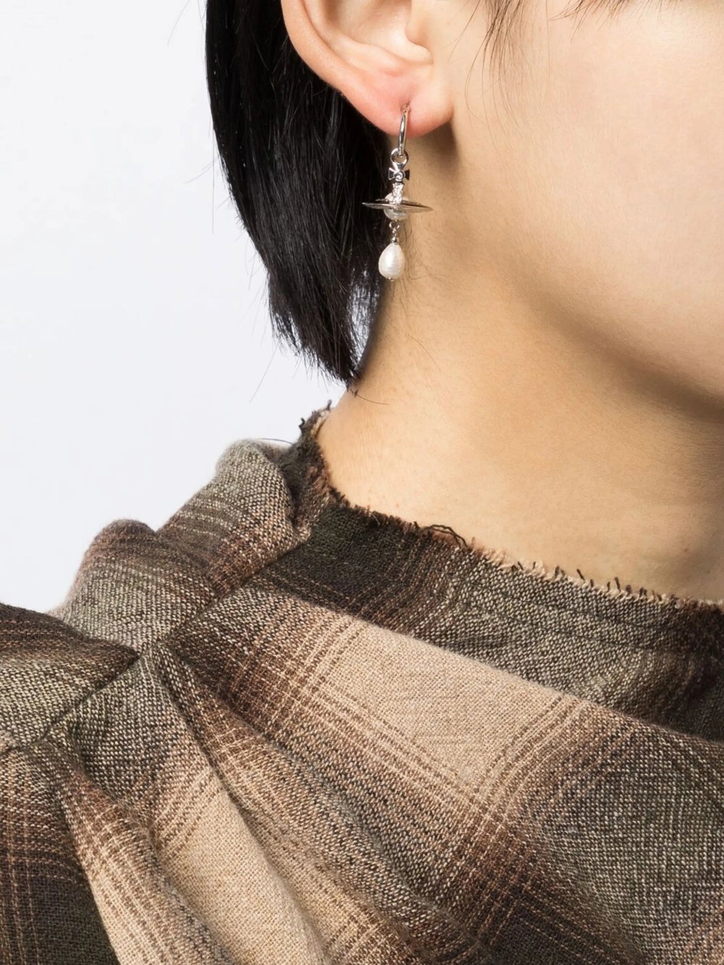 orb-detail post earrings
