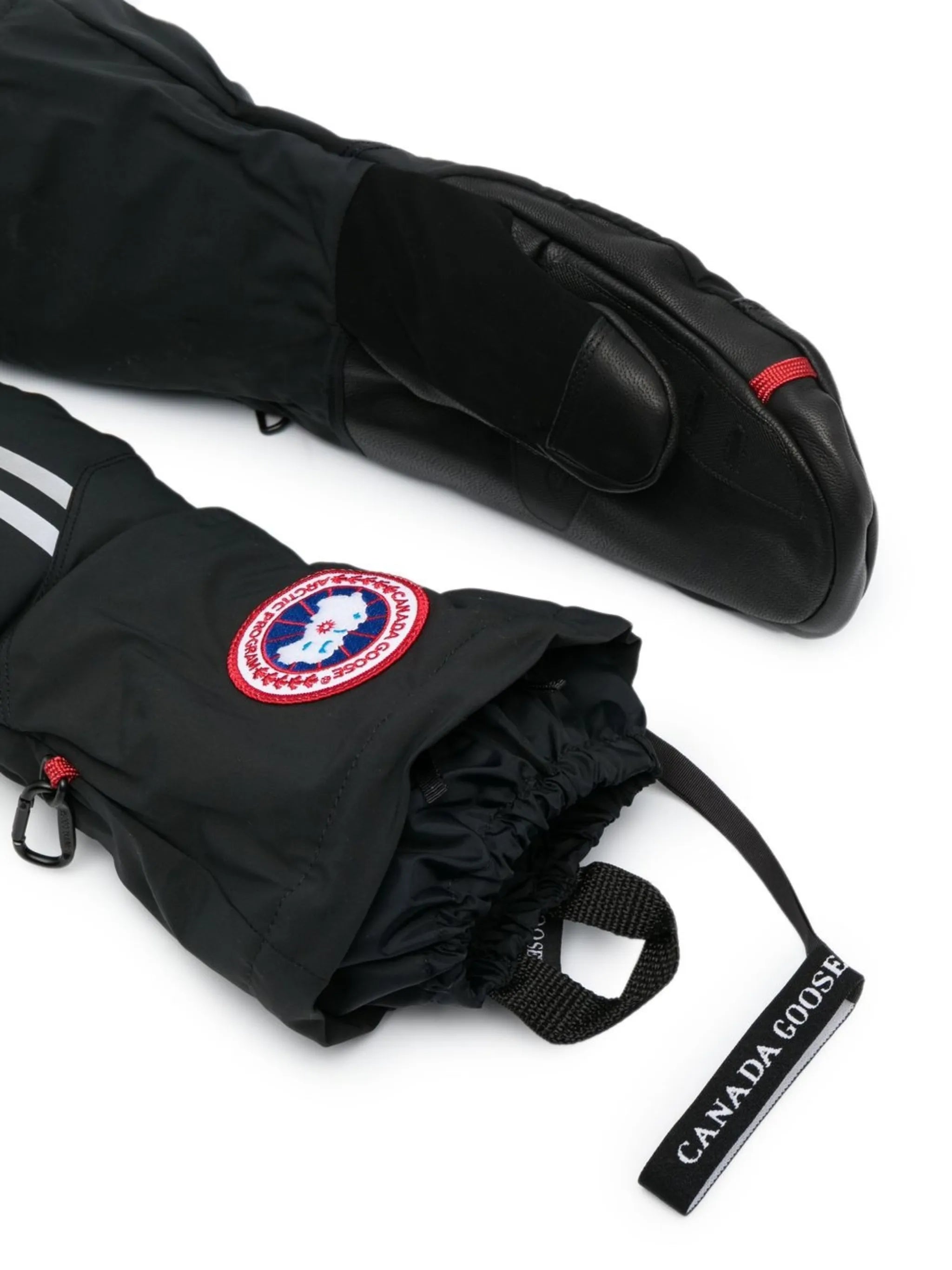 logo patch padded gloves