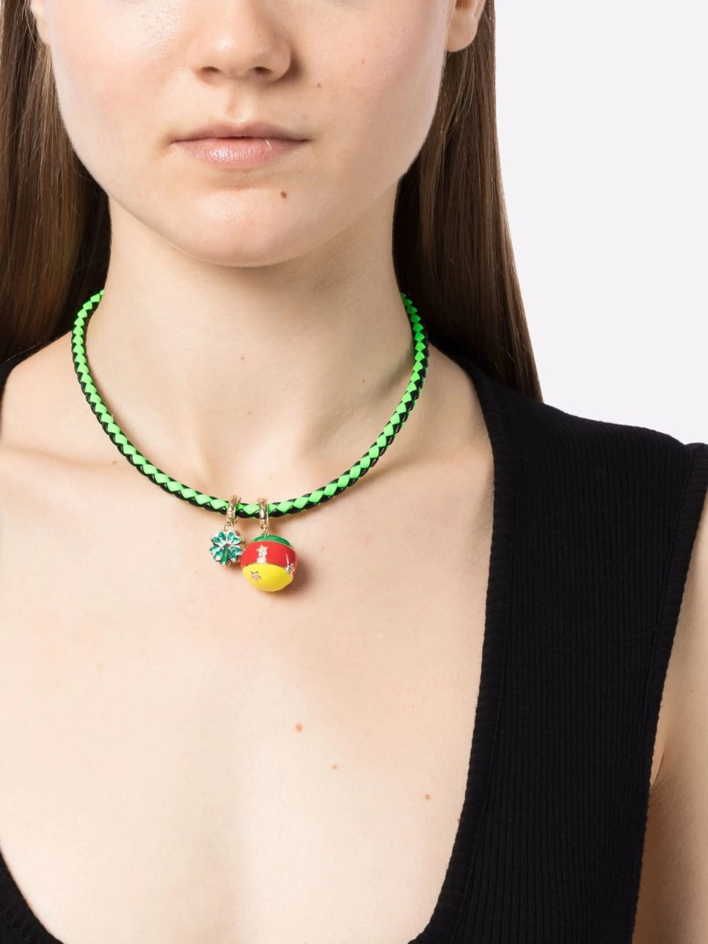 clover-pendant cord necklace