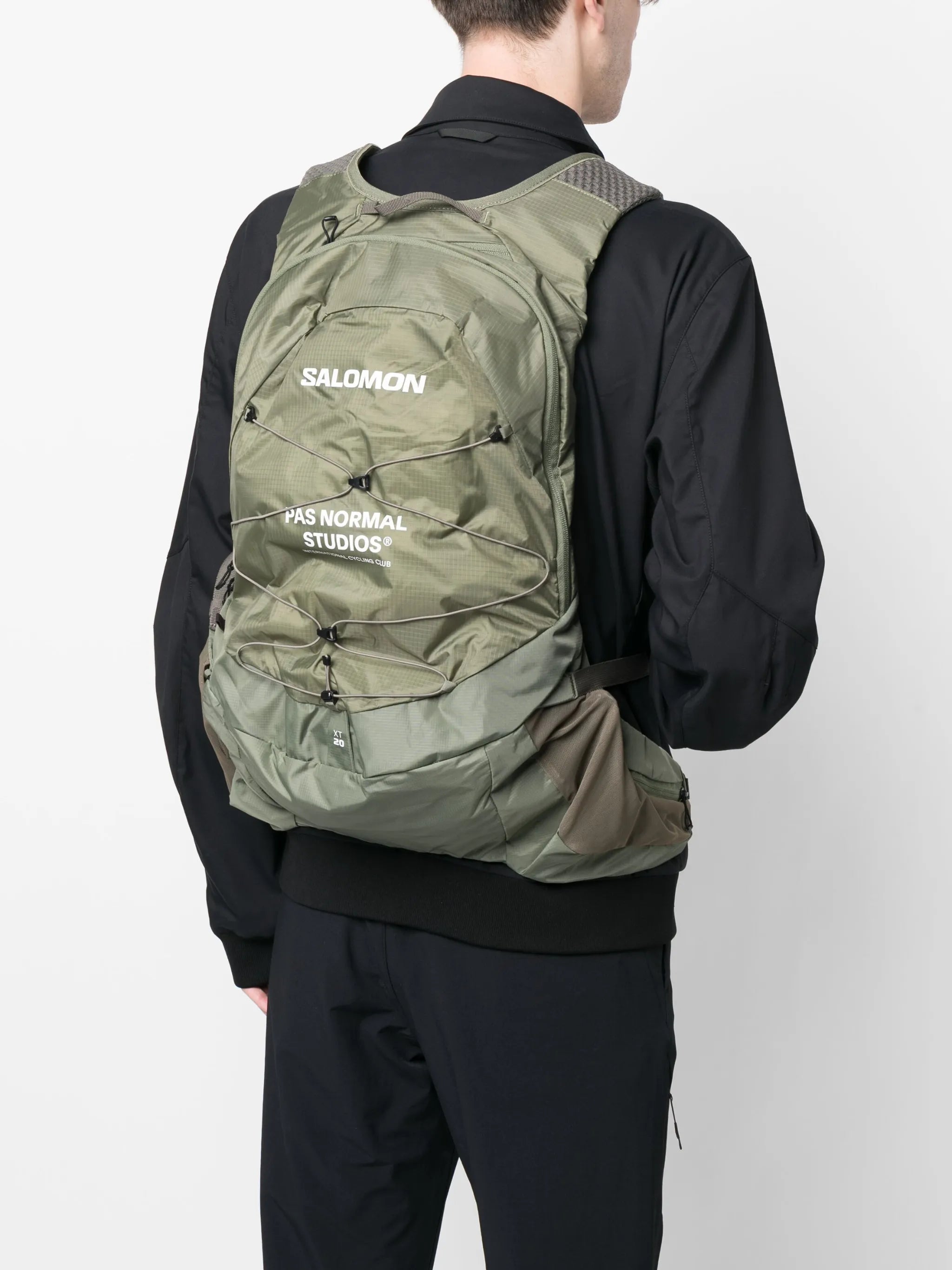 x Salomon XT20 backpack