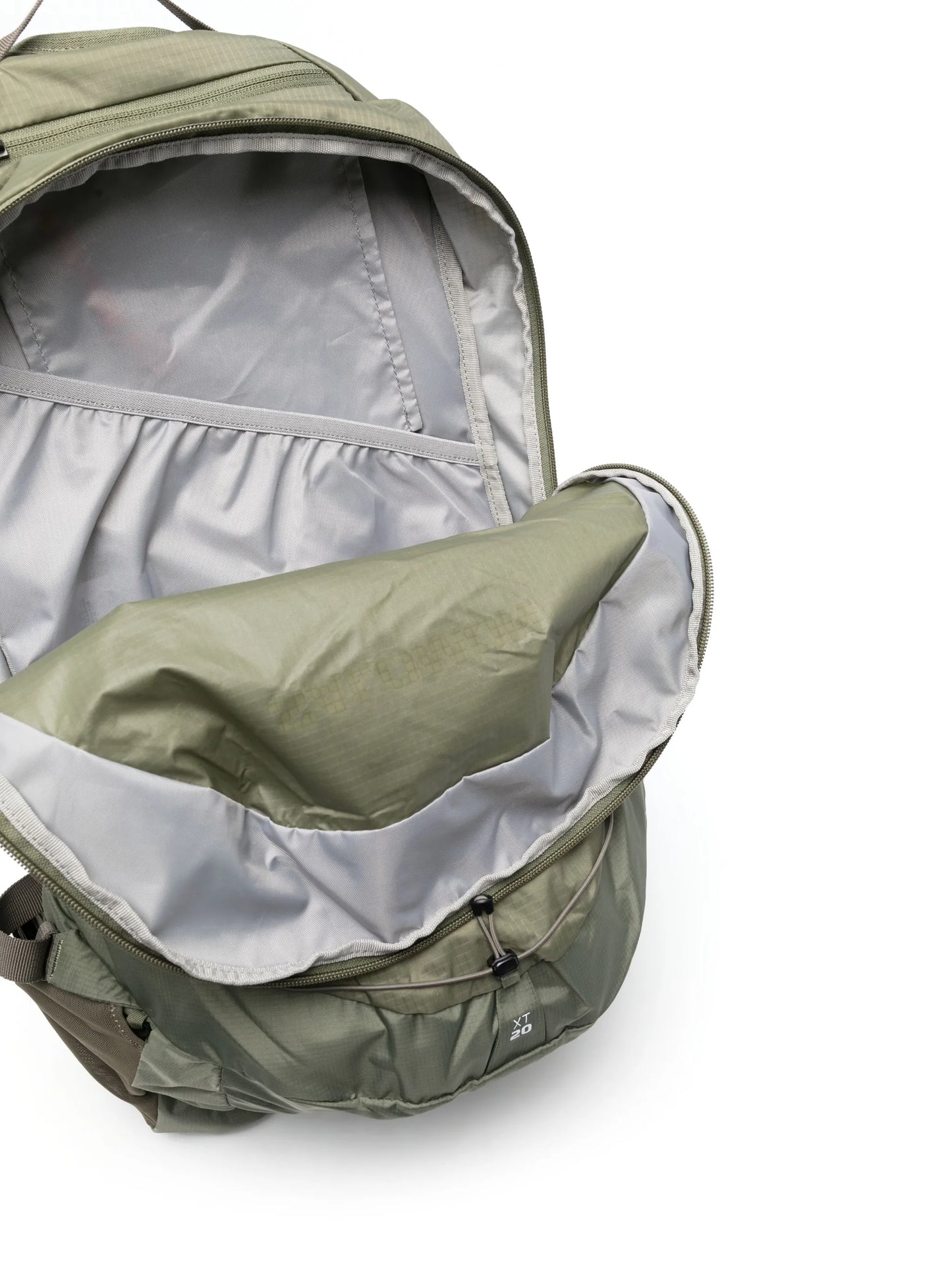 x Salomon XT20 backpack