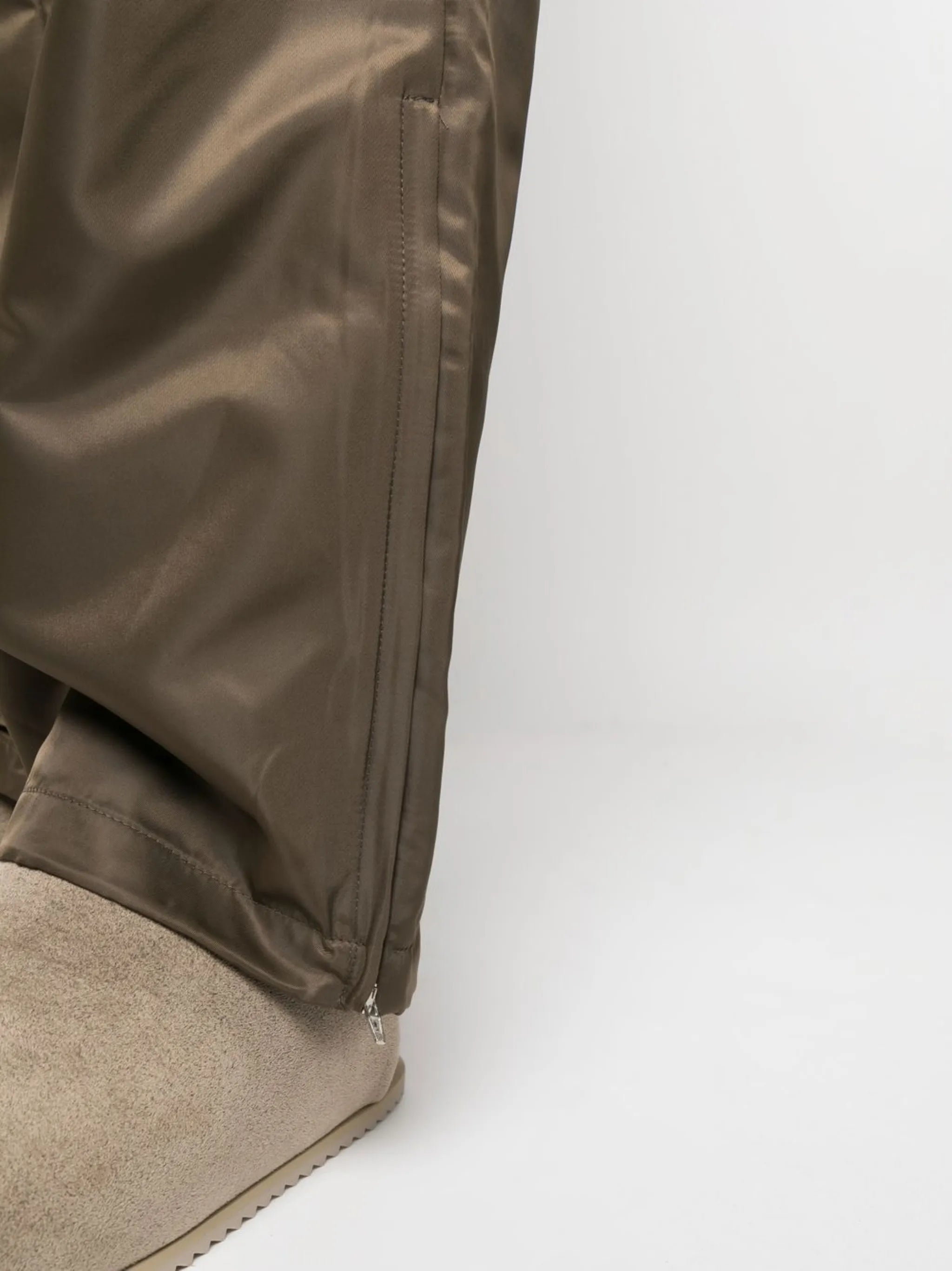 Kevin metallic sheen track pant