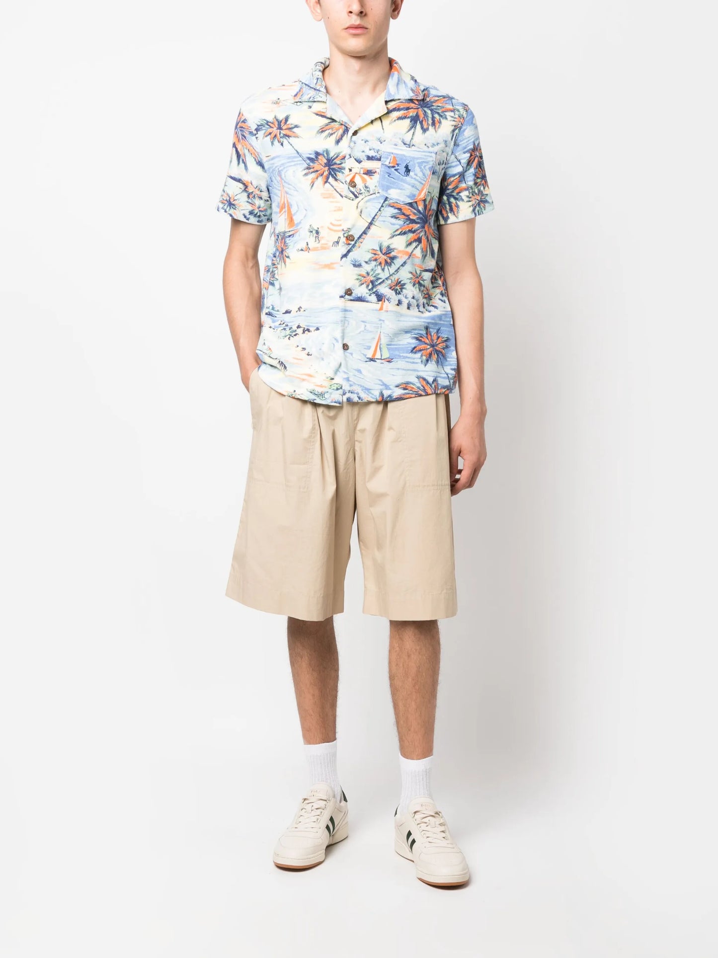 all-over graphic-print short-sleeve shirt