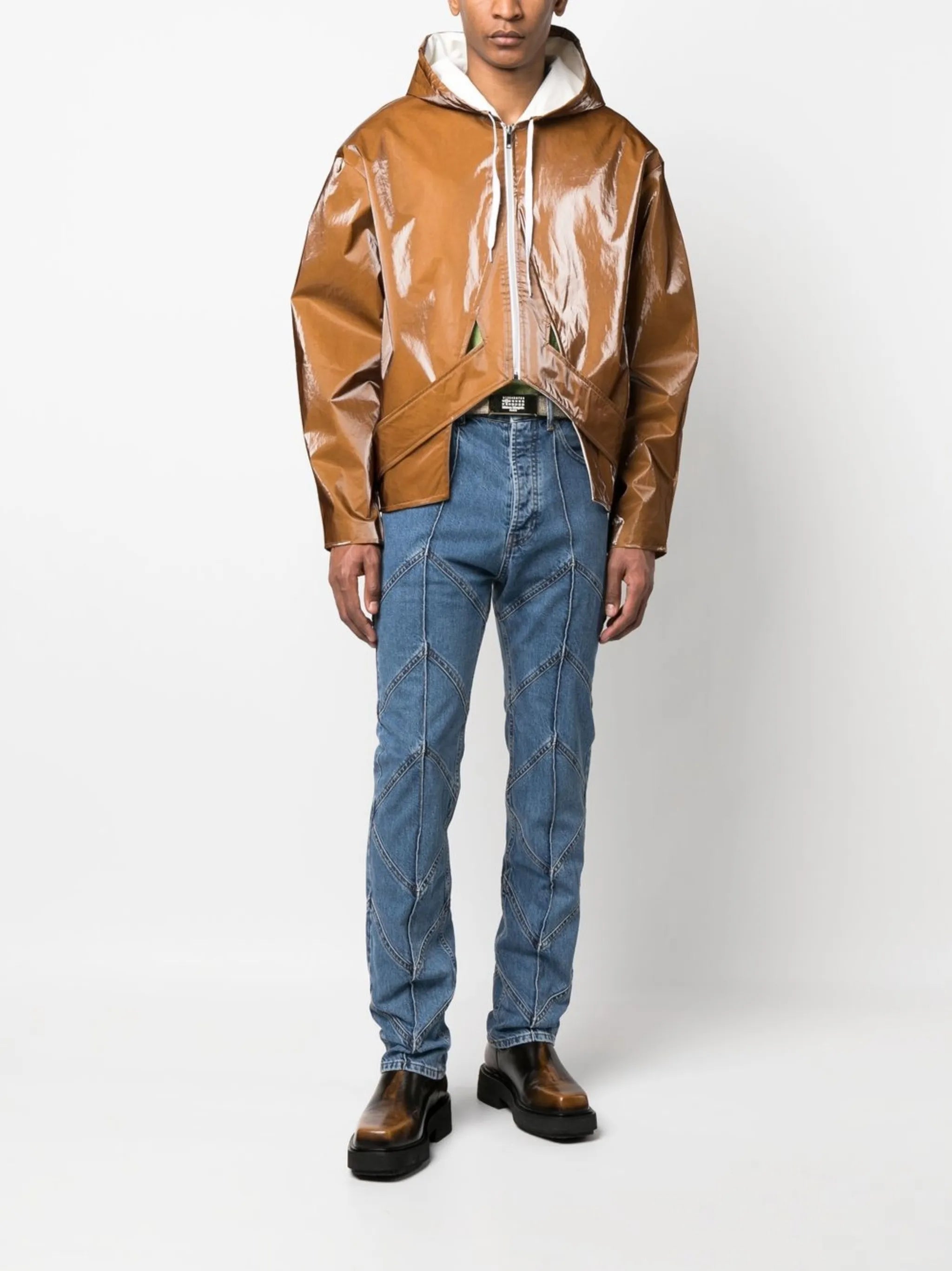 mid-rise straight-leg jeans