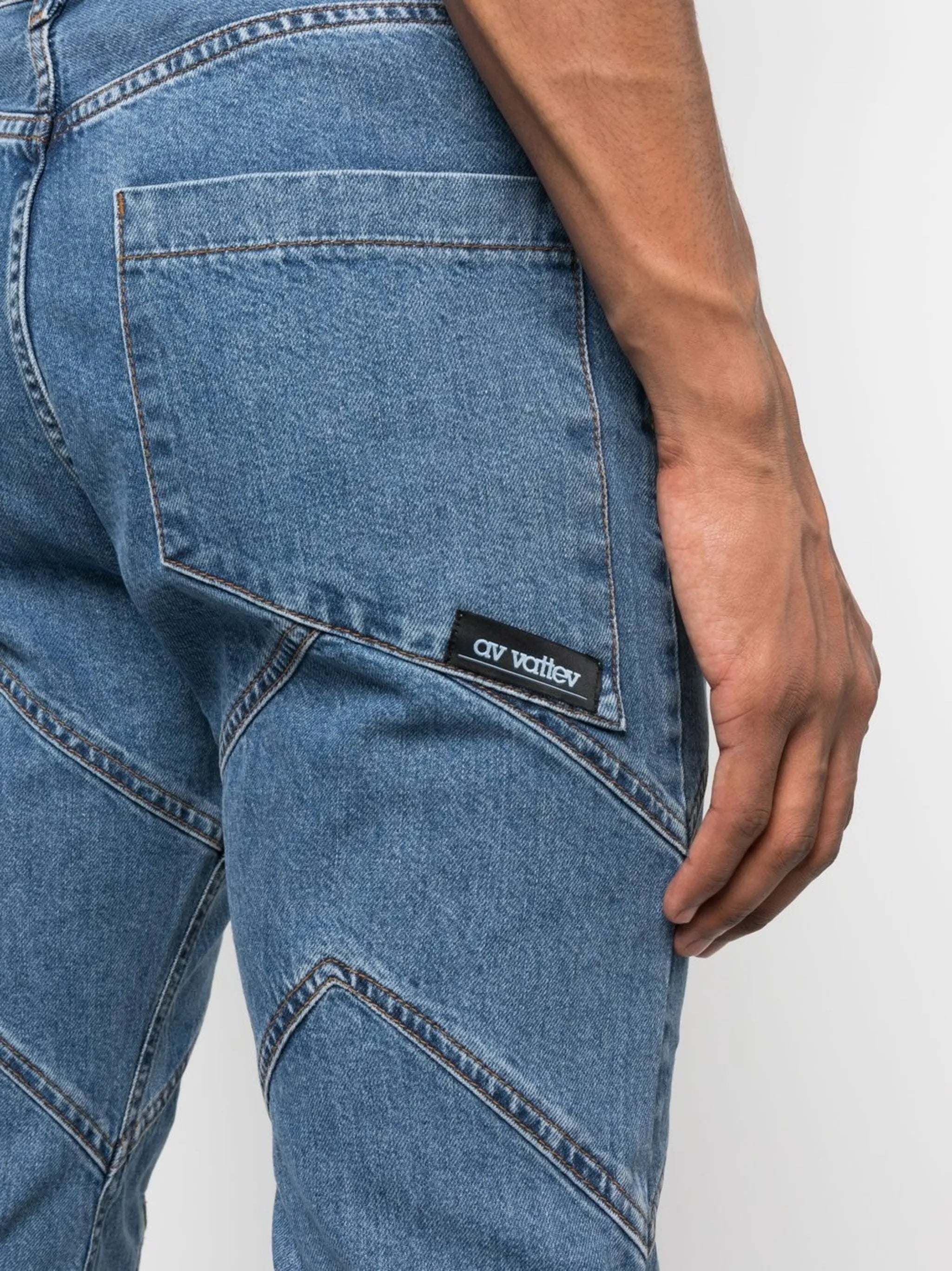 mid-rise straight-leg jeans