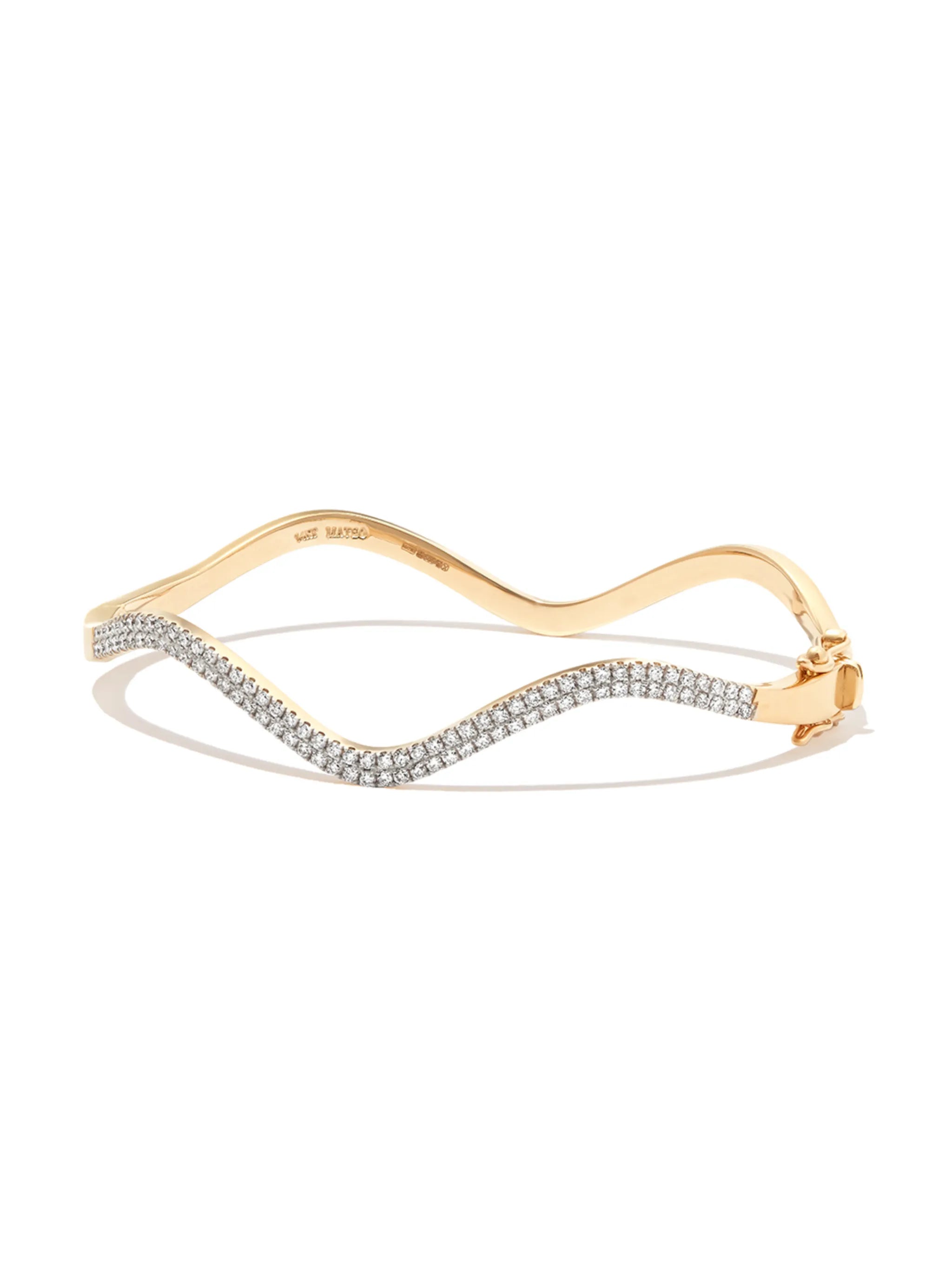 14kt yellow gold Wave diamond bangle