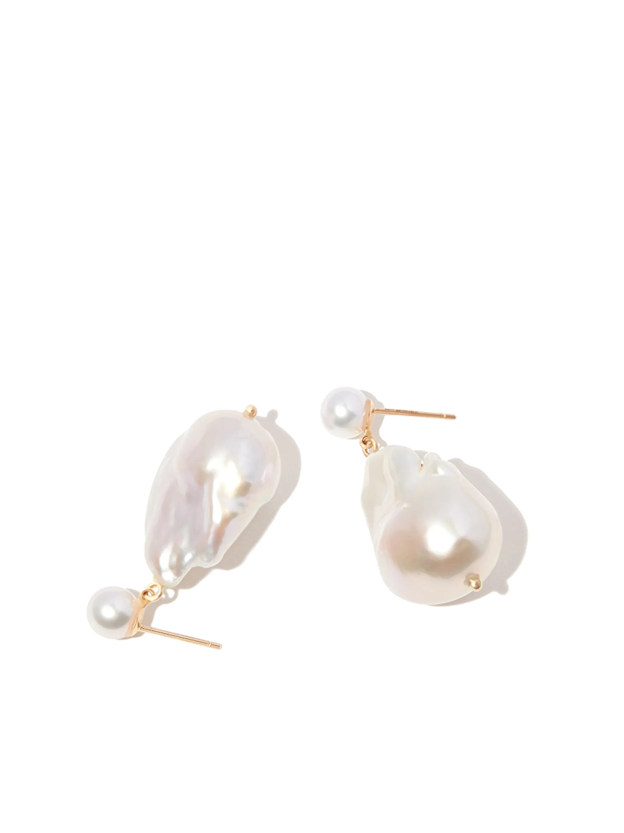 14kt yellow gold pearl drop earring