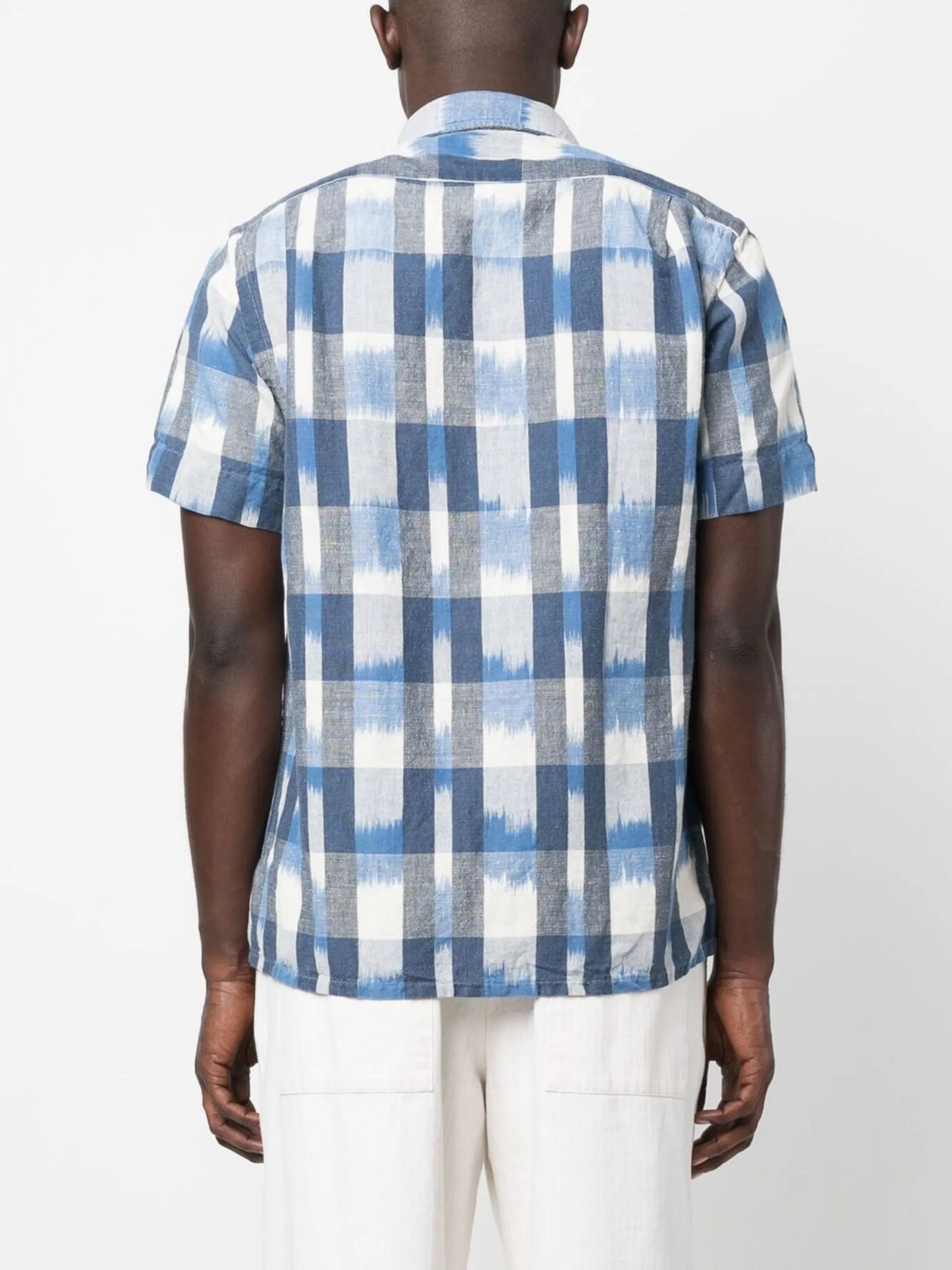 short-sleeve check-print shirt
