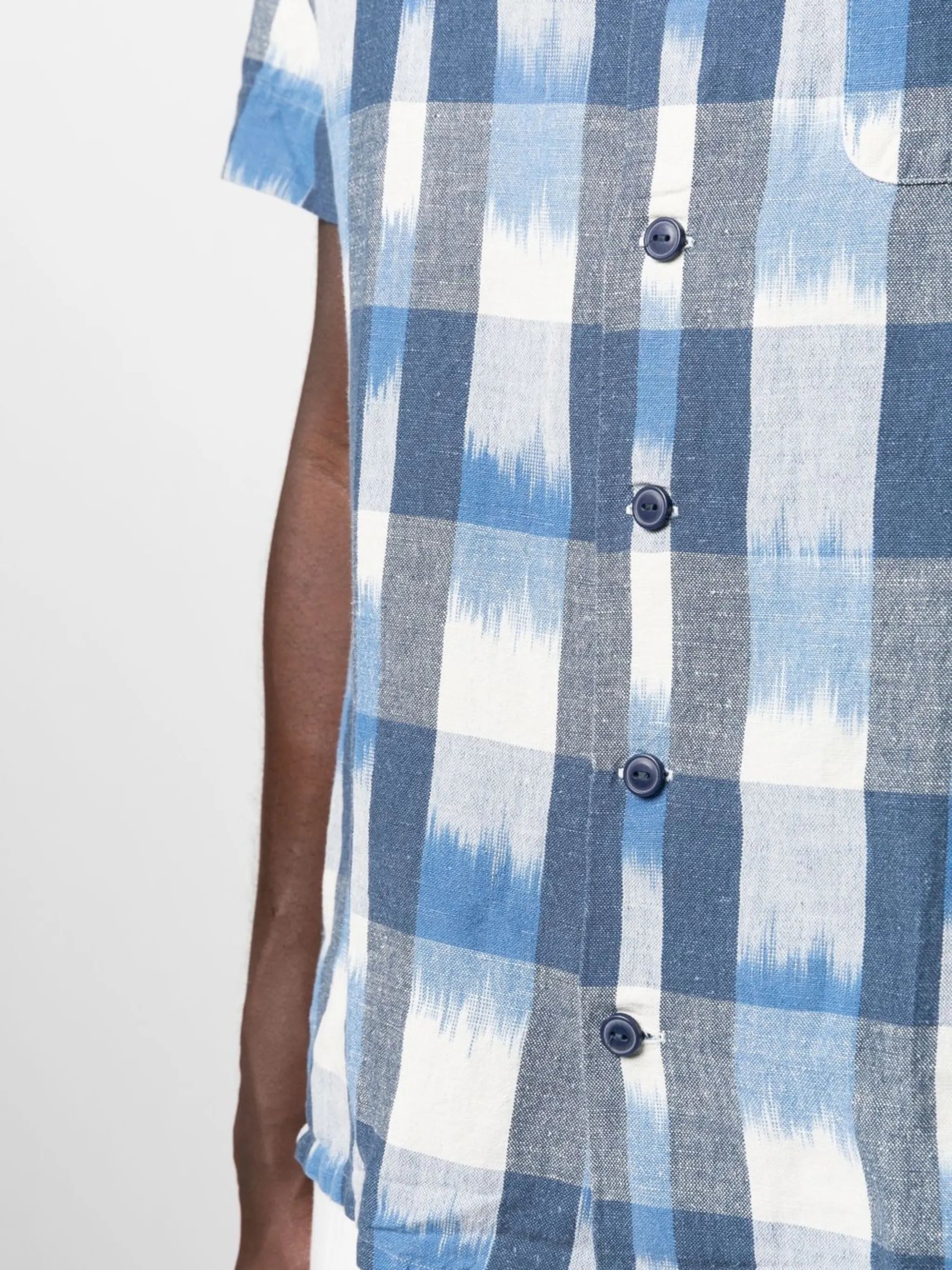 short-sleeve check-print shirt