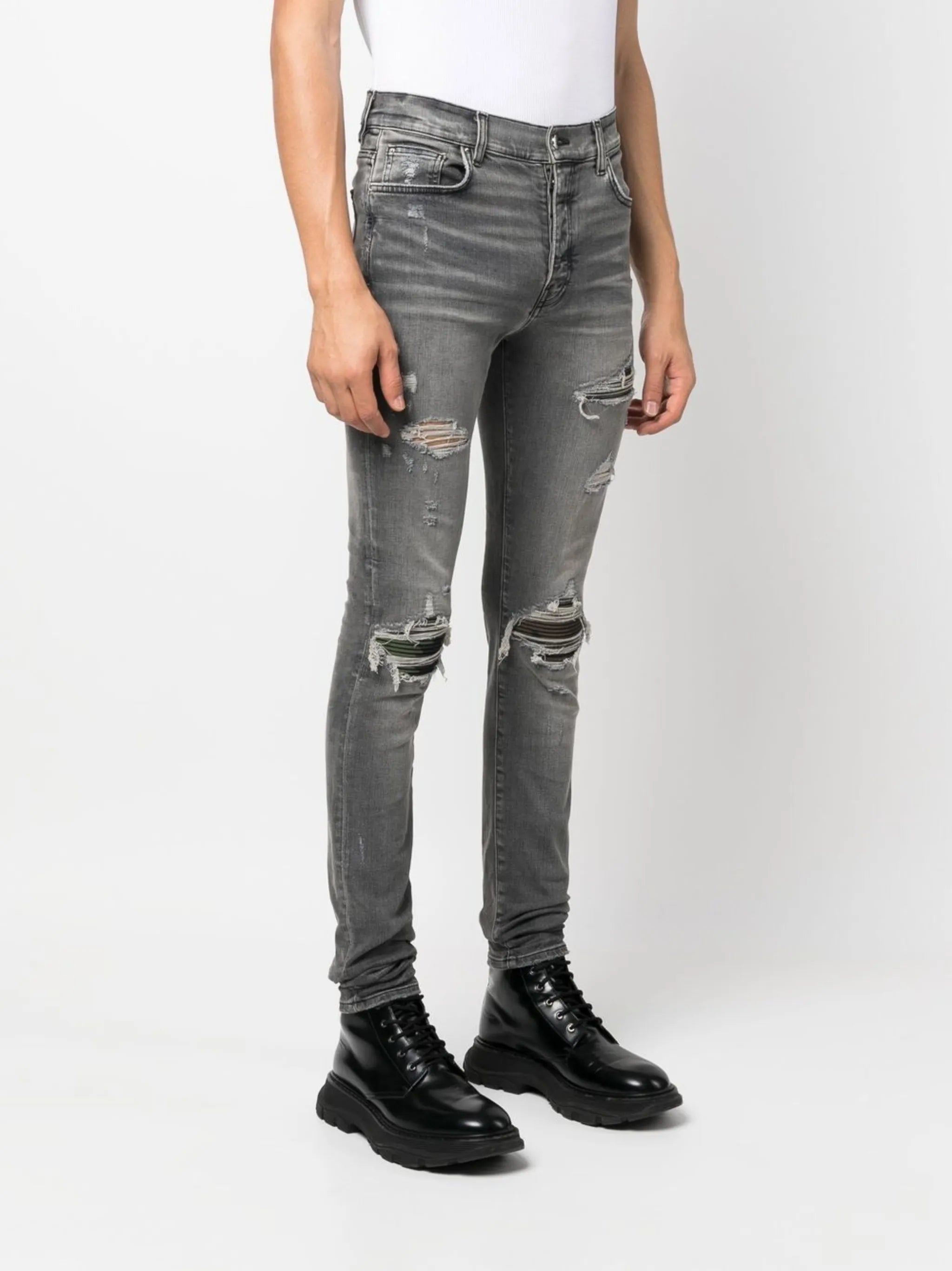 distressed-effect slim-fit jeans