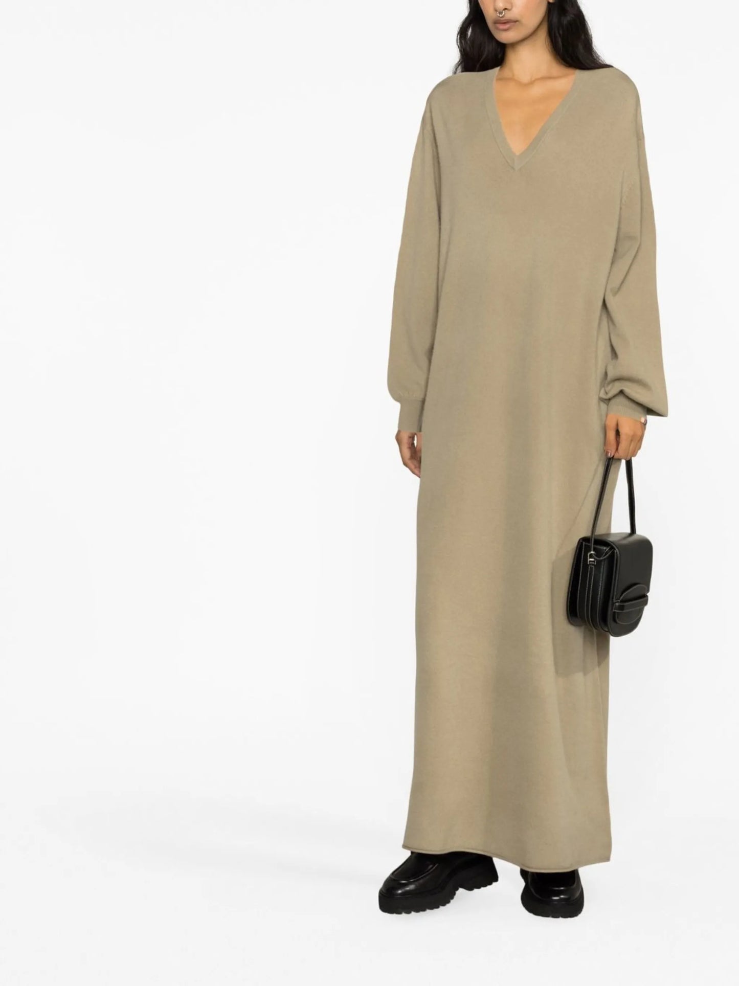 Sheba V-neck maxi dress