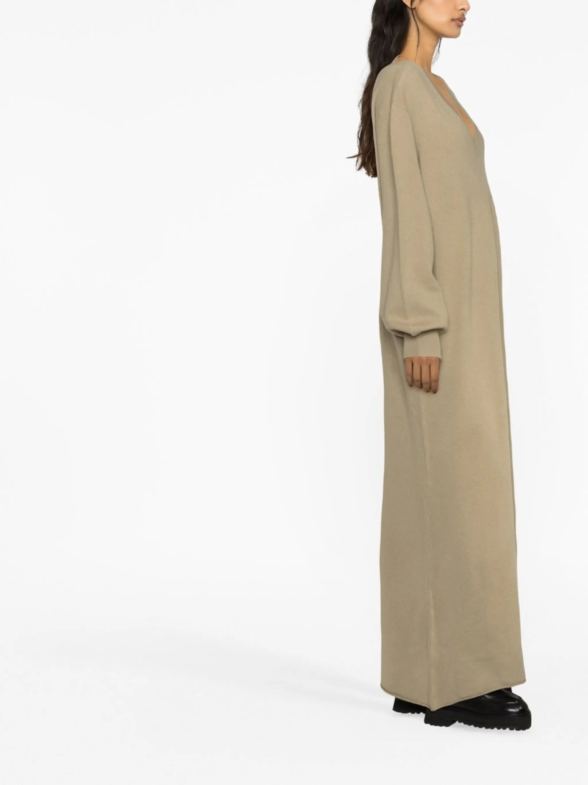 Sheba V-neck maxi dress