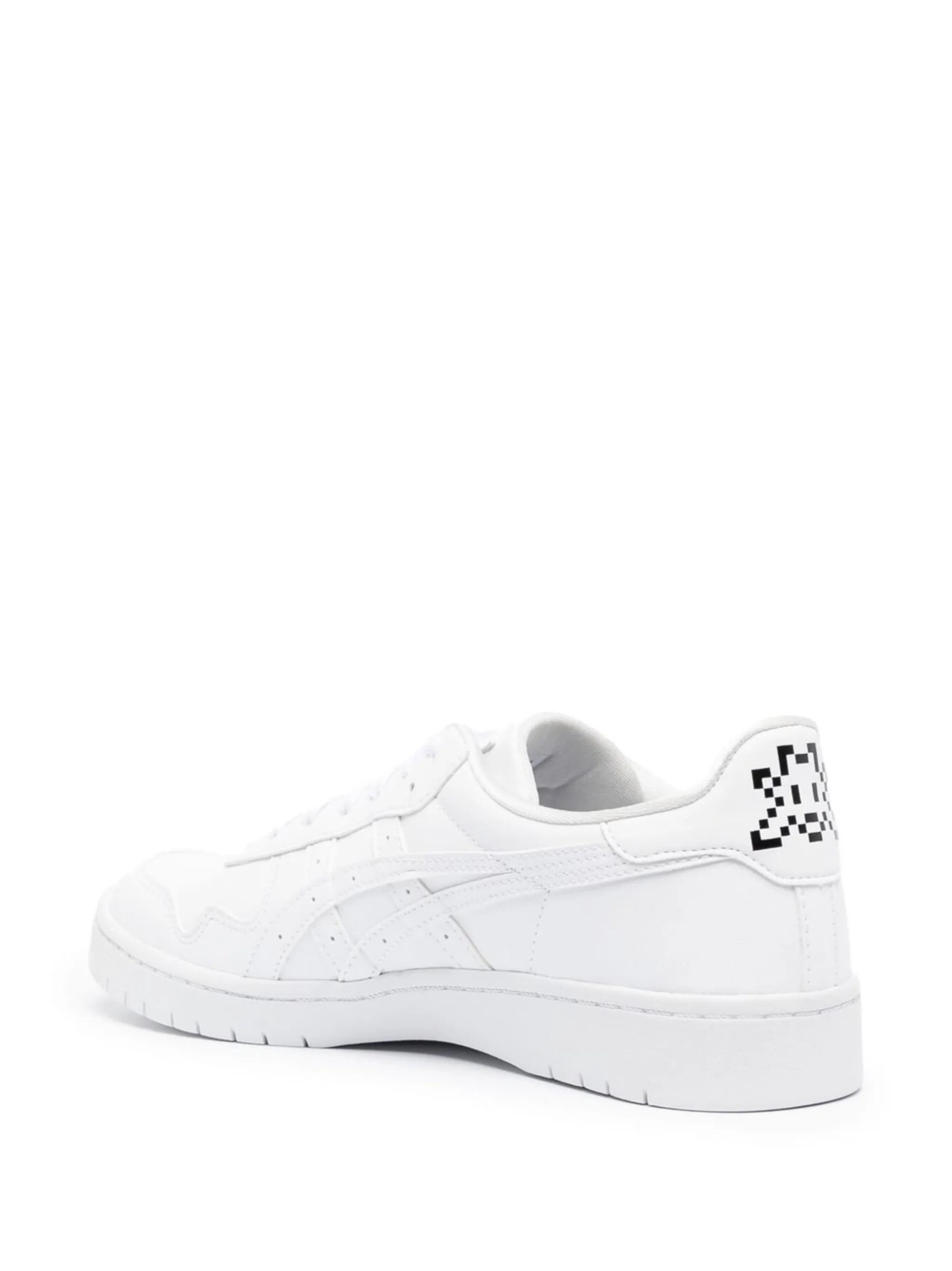 low-top leather sneakers