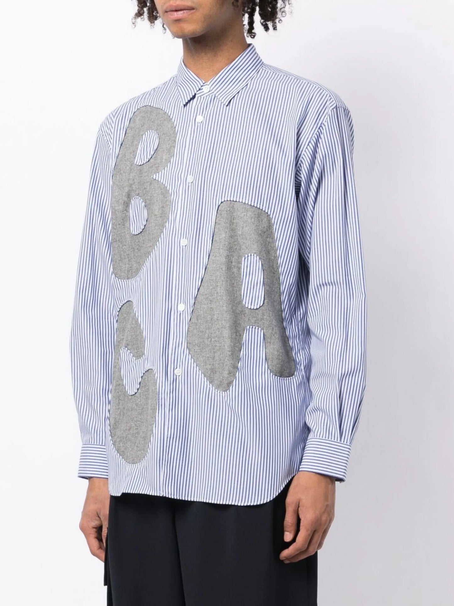 alphabet patch-detail long-sleeve shirt