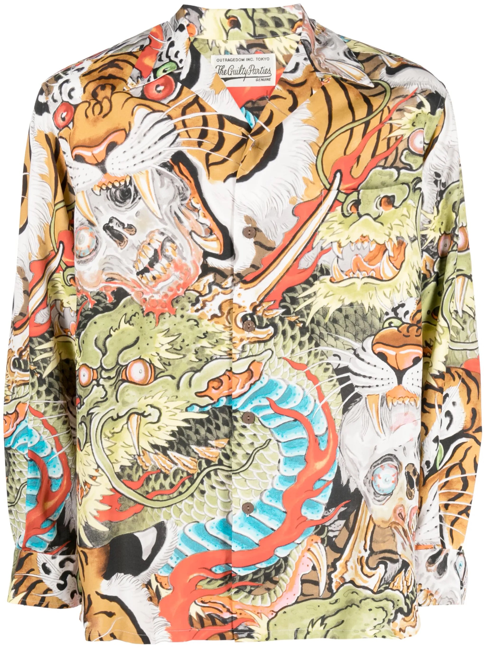graphic-print shirt