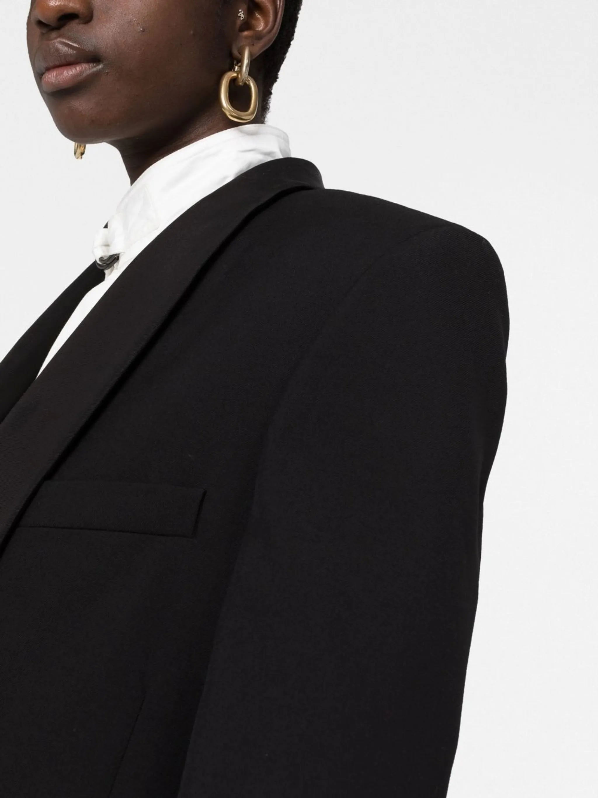 single-breasted blazer