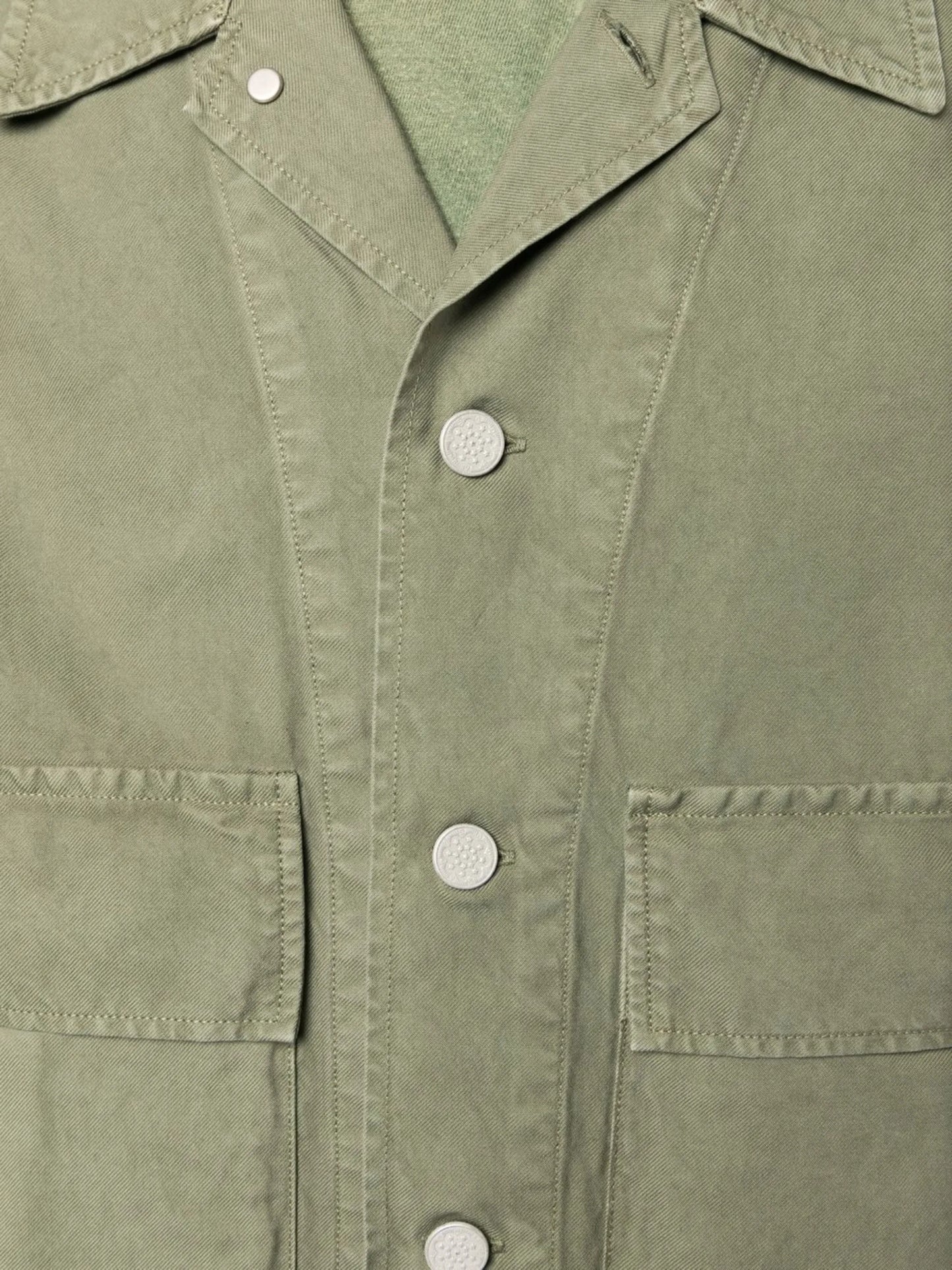 pouch-pocket shirt
