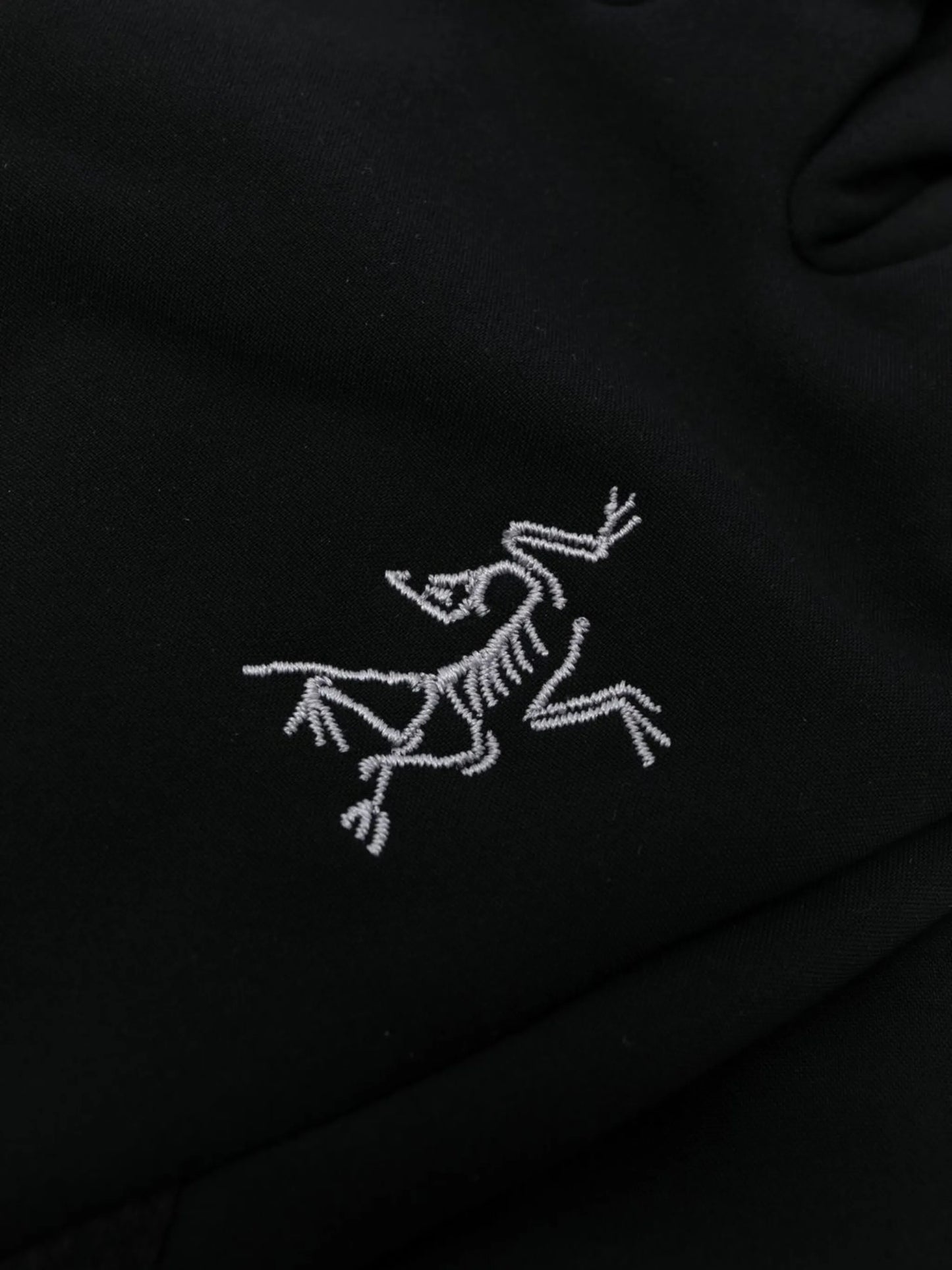 embroidered-design gloves