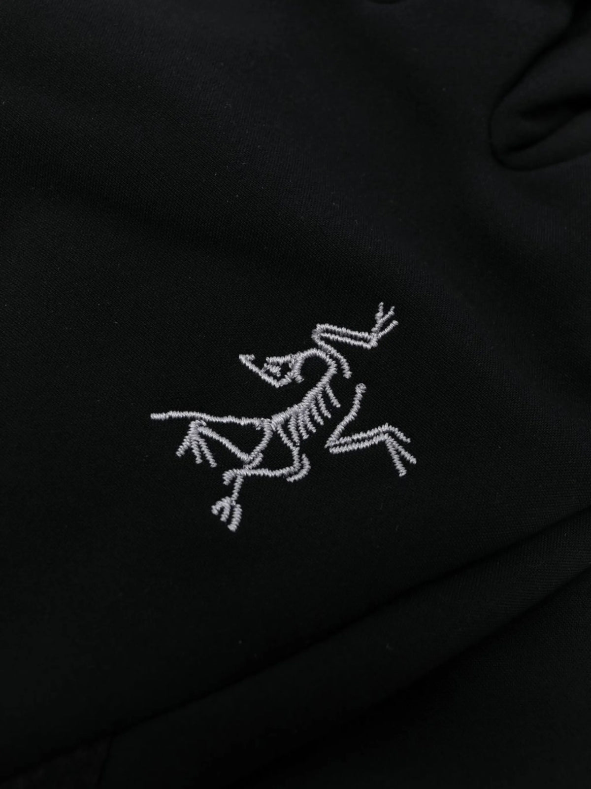 embroidered-design gloves