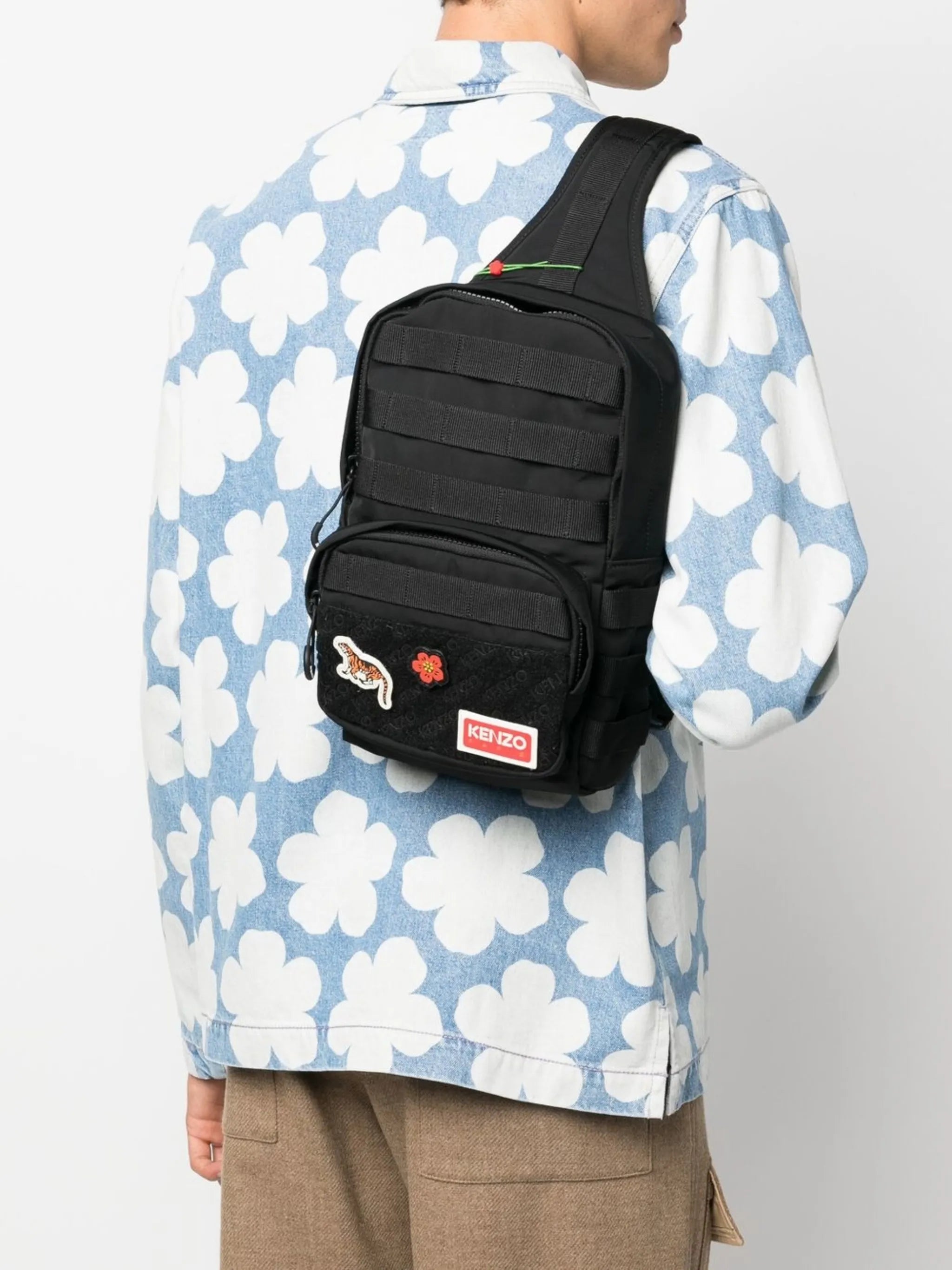 appliqué logo backpack