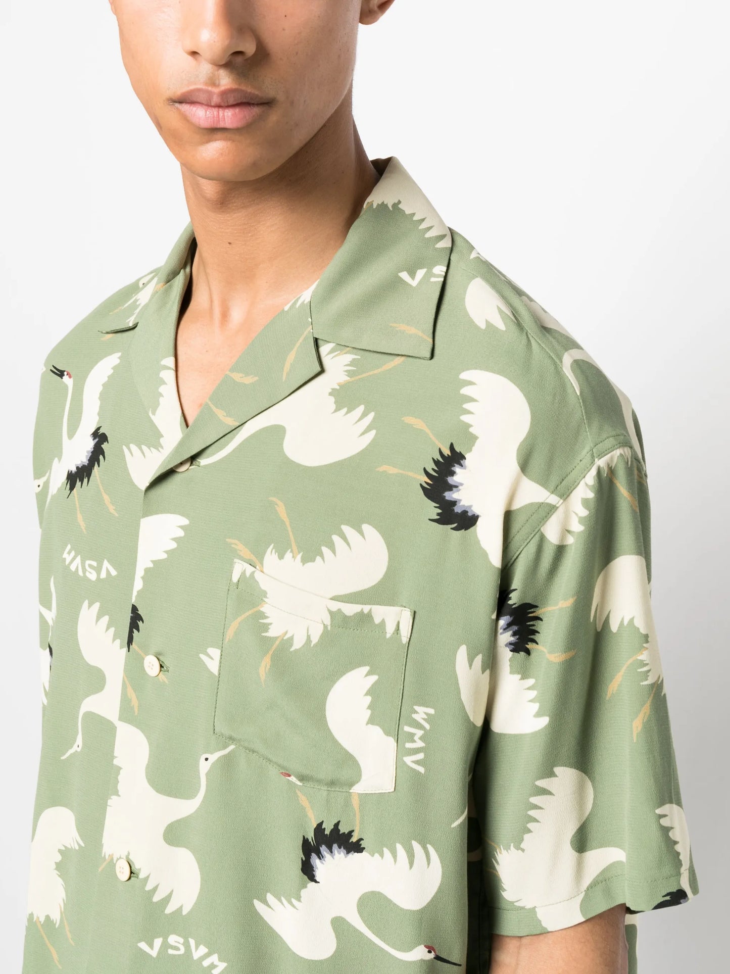 graphic-print buttoned shirt